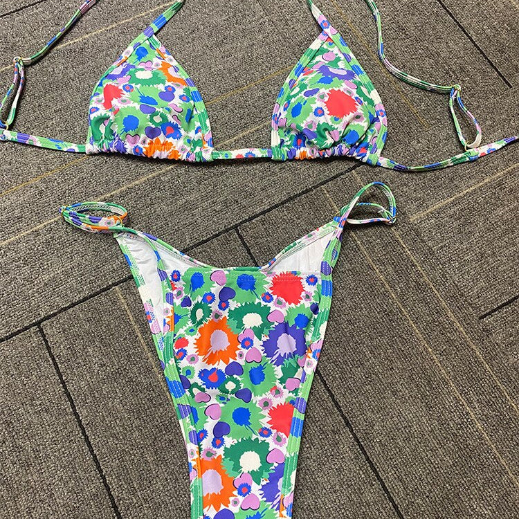 SHEKINI Dames Tweedelige Bikini Set Buis Boven Verstelbaar Bikini Bovendeel V Type Hight Cut Driehoek Bikini Broekje Strand Bikini Badpak(M, Rood SHEKINI Dames Tweedelige Bikini Set Buis Boven Verstelbaar Bikini Bovendeel V Type Hight Cut Driehoek Bikini Broekje Strand Bikini Badpak(M, Rood