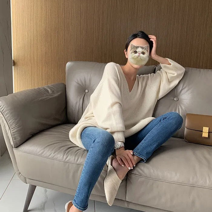 Cashmere sweater women's medium length Pullover V-neck loose thickened sweater 22 autumn winter new white