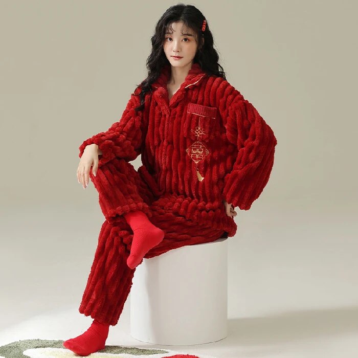 Christmas Pajamas For Couple Lucky Big Red Cardigan Buttons Men Women Winter Long Sleeve Flannel Sleepwear Sexy Women Homewear J19948 Women