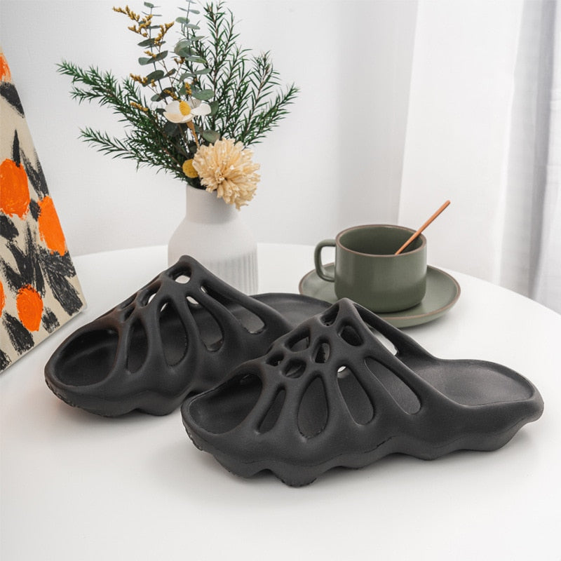 Cut-out Platform Slippers Women Men Fashion Beach Slides Soft EVA Lovers Indoor Batrhoom Slipper Ladies Home Floor Shoes