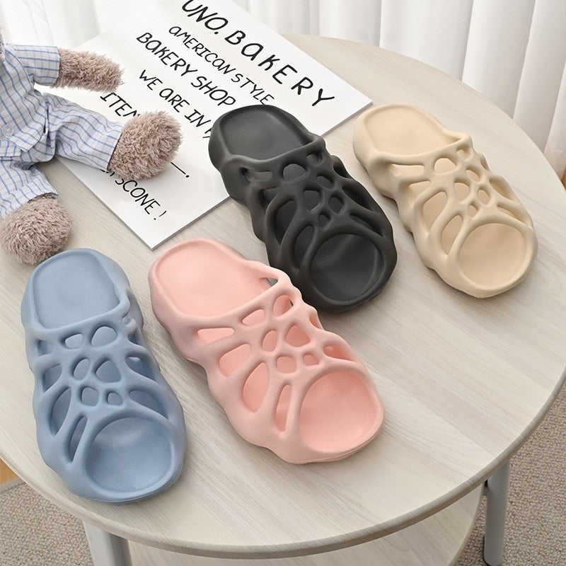 Cut-out Platform Slippers Women Men Fashion Beach Slides Soft EVA Lovers Indoor Batrhoom Slipper Ladies Home Floor Shoes