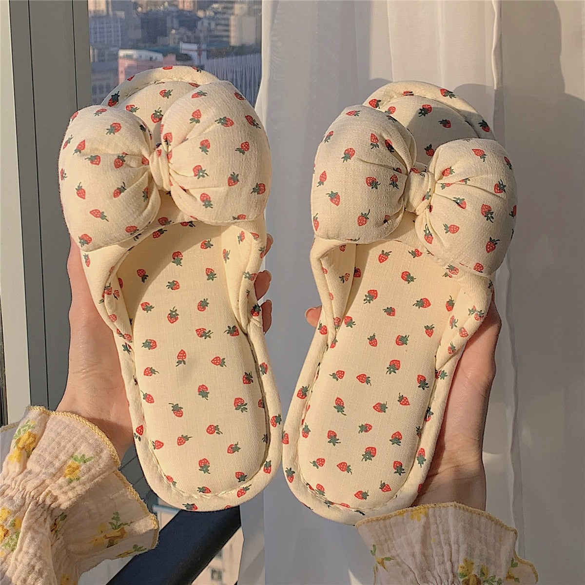 Cute Strawberry Plush Slippers Autumn House Slides Female Flip Flops Women Slippers Winter Home Warm Furry Linen Slippers Women Bow-Strawberry