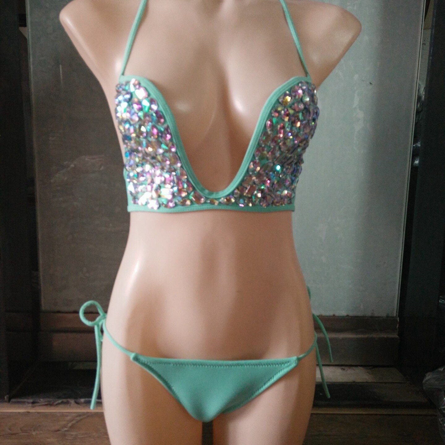 Deep-V Sexy Halter Bikini Manual Sewing Luxury Crystal Diamond Women's Swimsuit Straps Bandage Rhinestone Swimwear