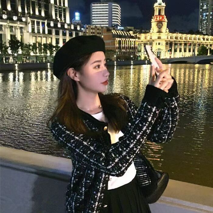 Early Autumn Sweater Women Knitted Cardigan New Year 2024 Spring and Autumn Checker Red Small Fragrant Coat O Neck Sweater
