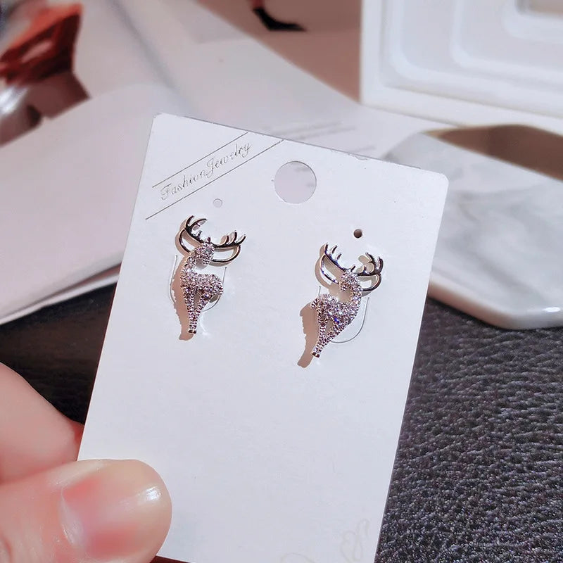 Fashion Deer Stud Earrings for Women Cute Elk Animal Earrings Ear Stud Jewelry Kids Merry Christmas Accessories Gifts Bijoux ER20Y0703