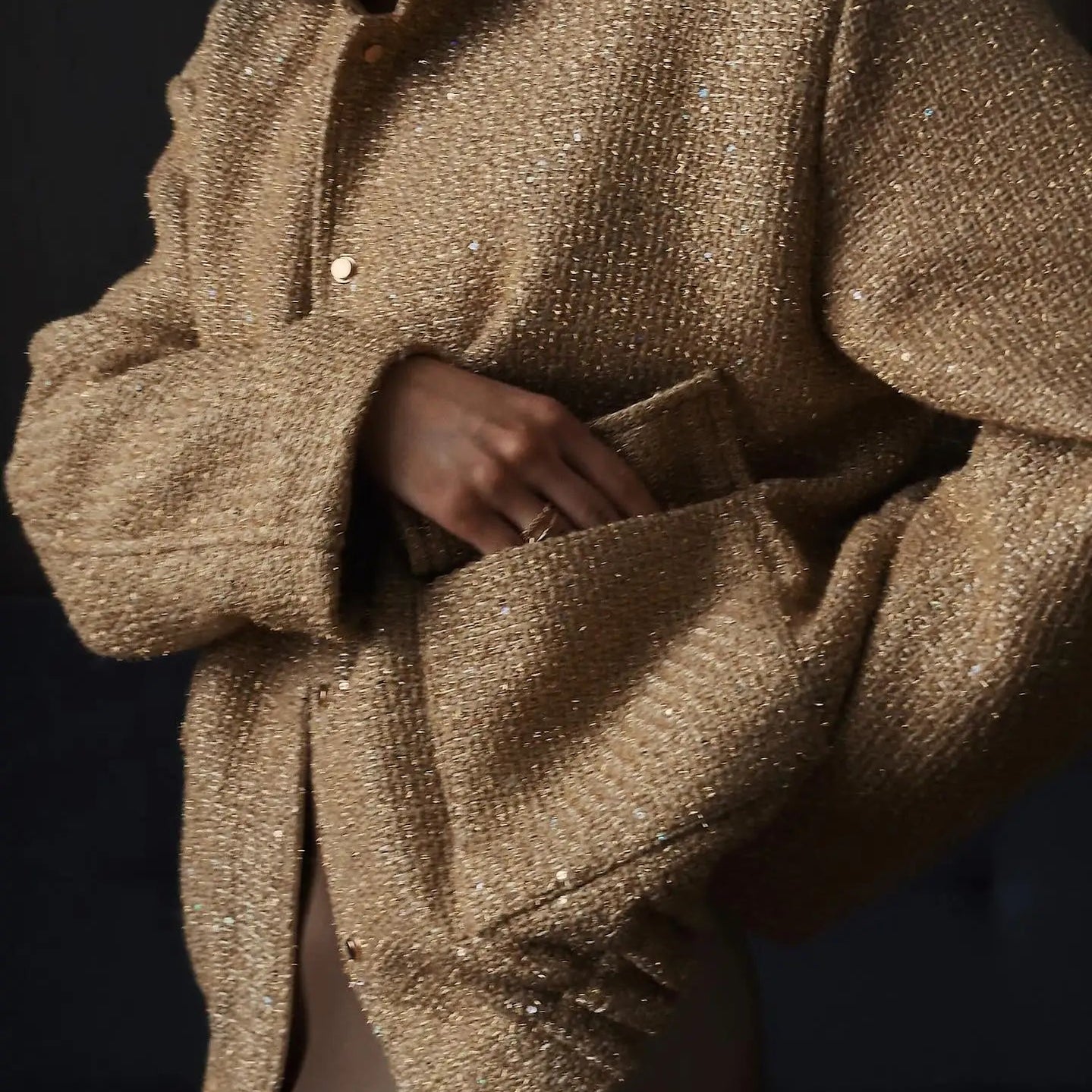 Fashion Gold Sequin O-neck Women Short Jacket Covered Button Long Sleeve Loose Elegant Coat Autumn farty Casual Lady Streetwears no sequins