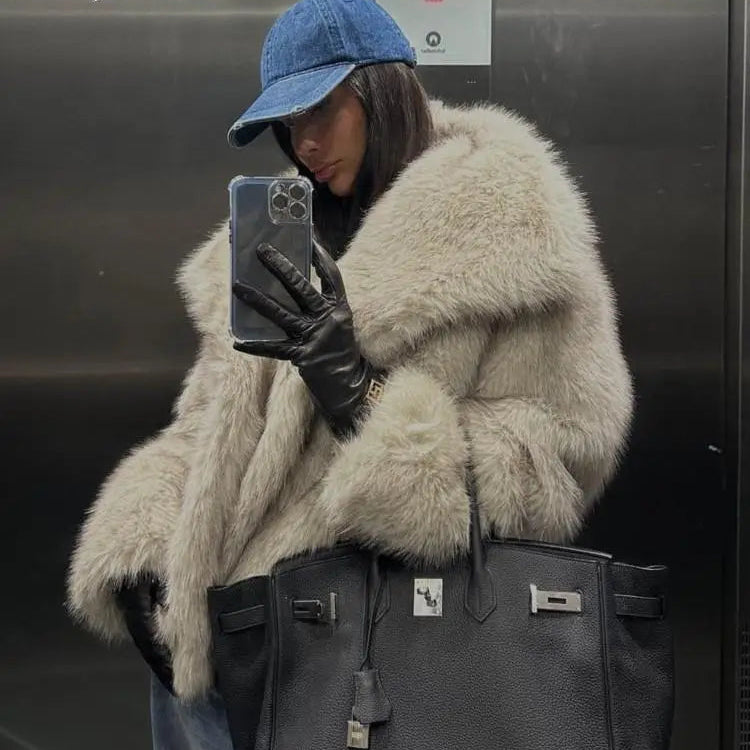 Fashion Luxury Fluffy Faux Fur Women Jacket Winter Long Sleeve Shaggy Overcoats Thick Warm Fox Fur Coat Female Street Outerwear