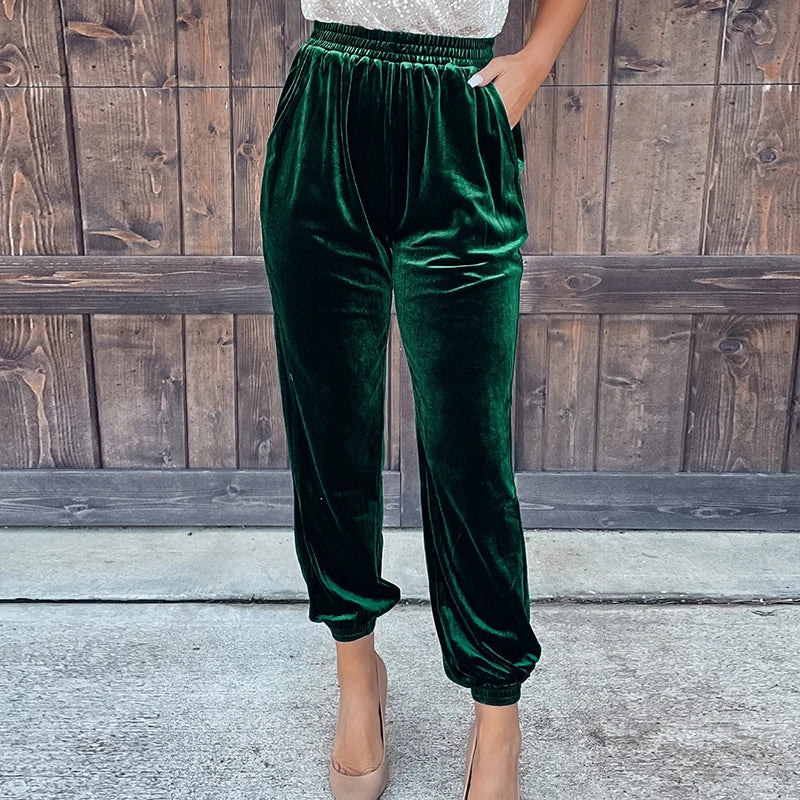 Fashionable Elegant Red Velvet Pants For Women Autumn Winter Elastic High Waist Casual Shorts Women Fashion Solid Loose Trousers green