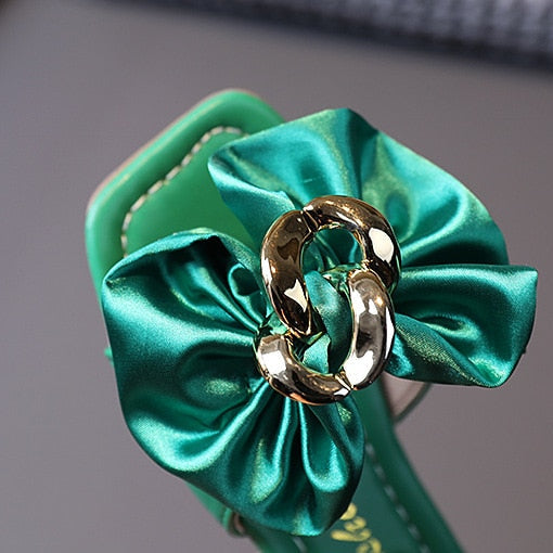 Girls Satin Bow Kids Versatile Slippers 2024 Summer New Green Simple Korean Kids Fashion Flat-bottomed Flip-flops Beach Shoes