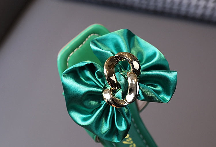 Girls Satin Bow Kids Versatile Slippers 2024 Summer New Green Simple Korean Kids Fashion Flat-bottomed Flip-flops Beach Shoes