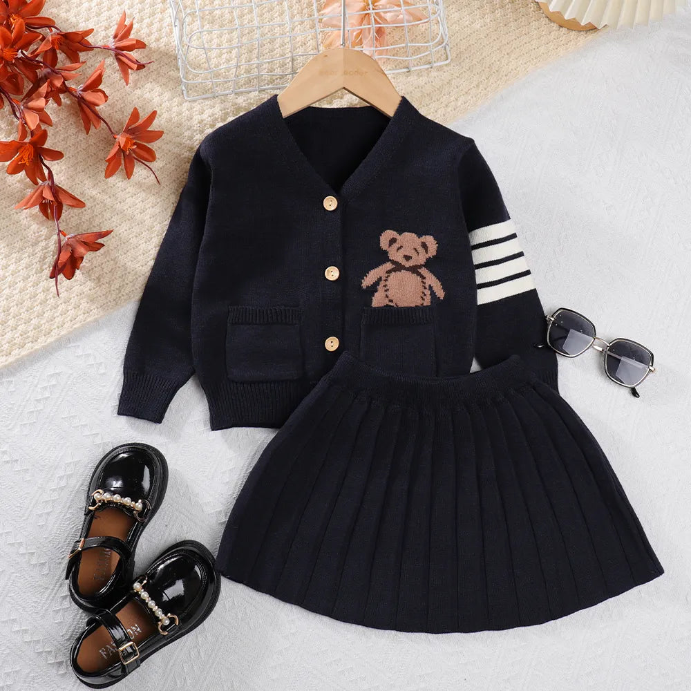 Girls Sweater Set Autumn Long Sleeve Knit Set New Girls V-Neck Little Bear Printed Knit Top+Pleated Skirt Two Piece Set AM2594V