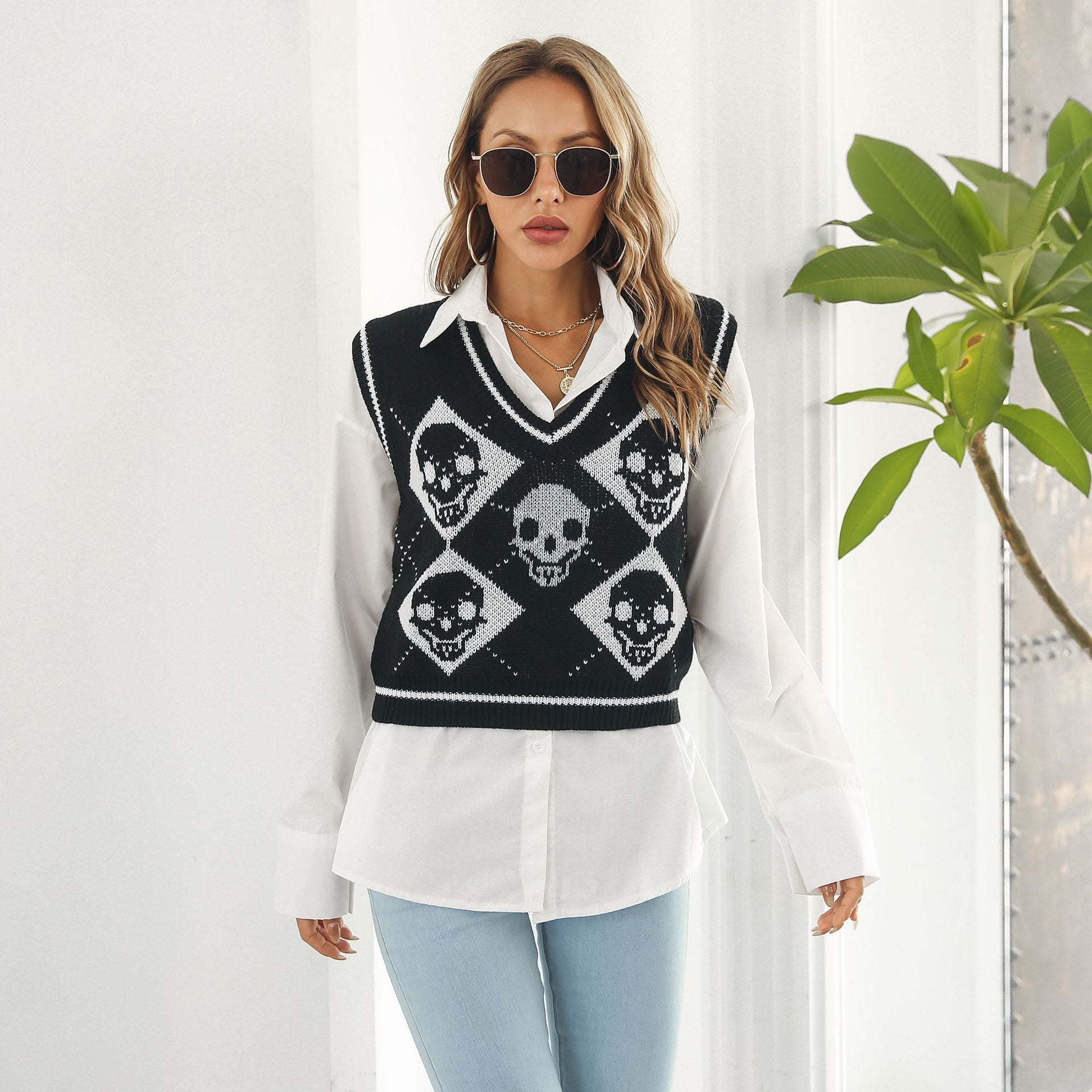 Halloween Sweaters Women Vest Y2K Skulls Personality Knitted Female Vest Plaid Fashion Winter Knitwear Sweaters Tops Women New
