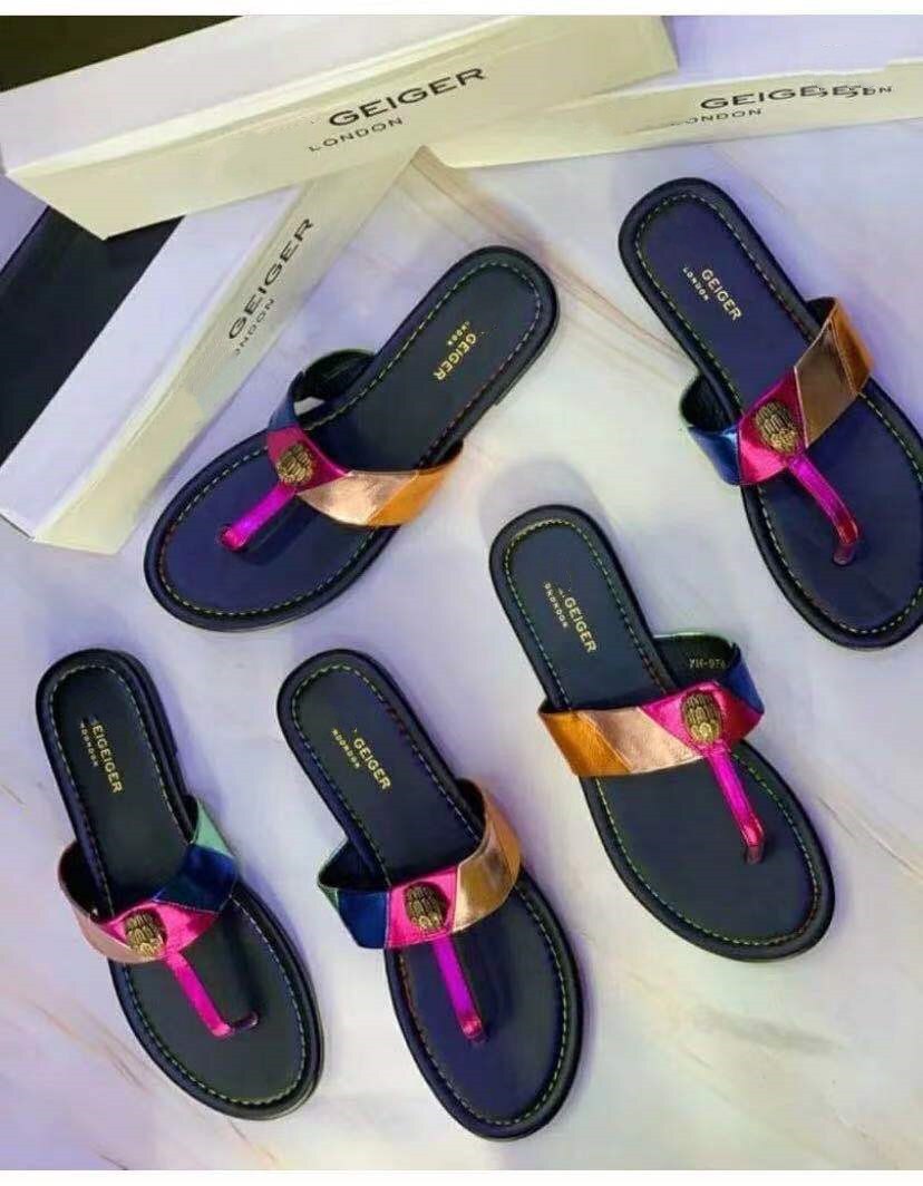 Hardware diamond buckle flip-flops 2024 women slides outdoor beach slipper females woman Large size ladies sandals Women's shoes