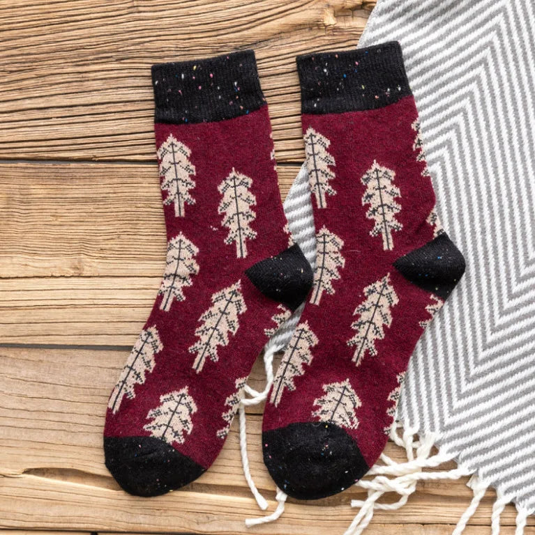 Japanese Style Autumn Winter Women Wool Socks Clay-colored Chiffon Ladies Warm Socks with Christmas Tree Thickened 134 Burgundy One Size