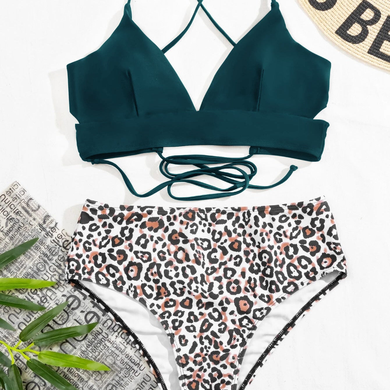 Ladies Split Swimsuit Sexy Leopard Point