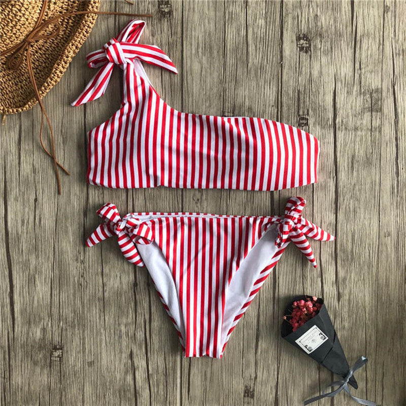Ladies' split swimsuit Red