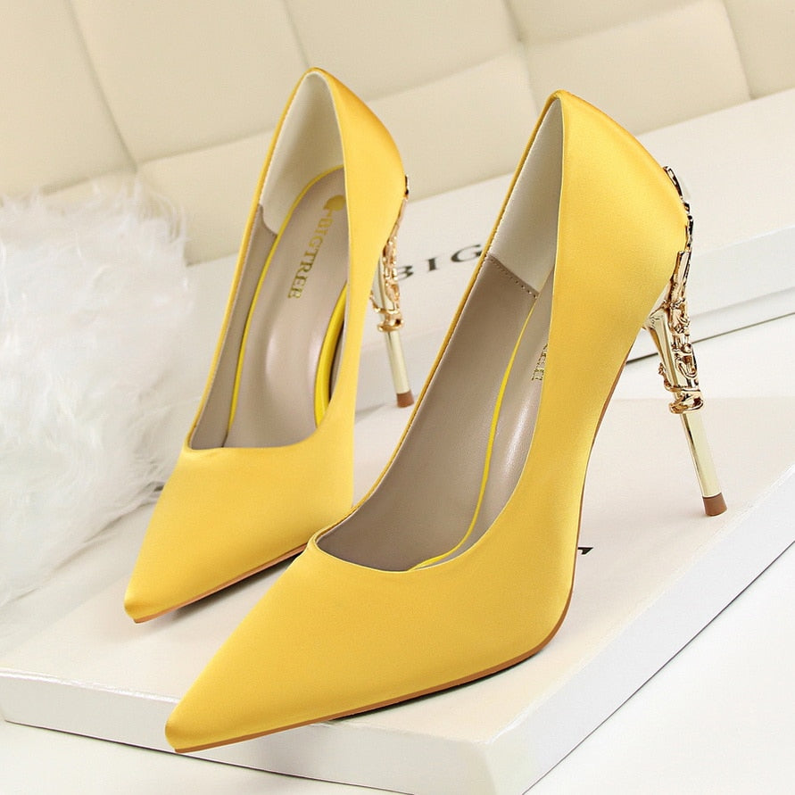 Luxury 10cm High Heels Woman Metal Carving Heels Satin Silk Dress Pumps Lady Wedding Bridal Scarpin Catwalk Green Wine Red Shoes Yellow 10cm