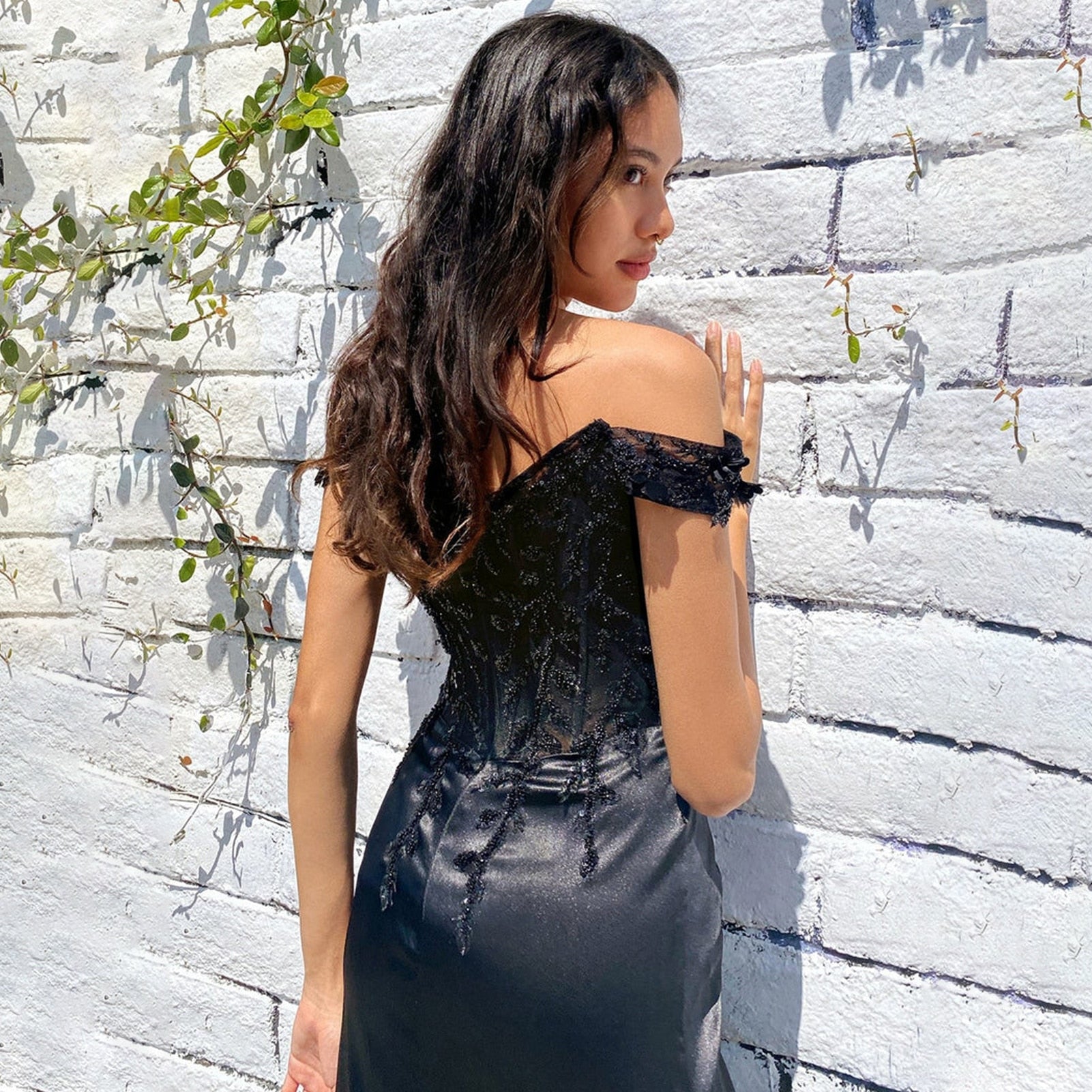 Luxury Lace Appliques Prom Dress Cap Sleeve Long Party Gown With Satin Train Sexy Side Slit Off-Shoulder Evening Dresses