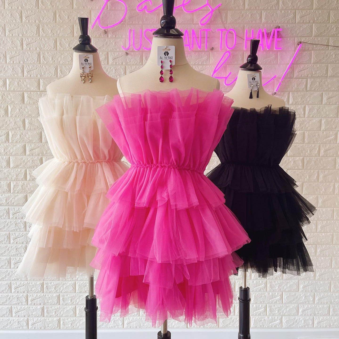 Miss Lady Pageant Interview Dress 2024 Ruffles Fuchsia Red Carpet Cocktail Gown Winter Formal Event Party Graduation Hoco Gala