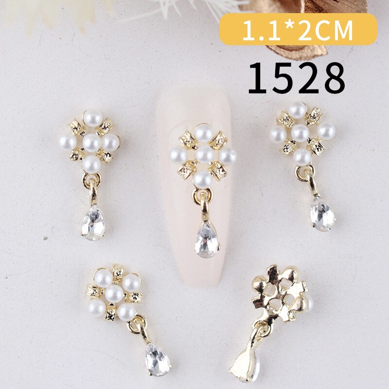 Nail Charms Pearl Decoration For Press On Fake Nail Accessories Pendant Super Sparkling Zircon Nail Parts Manicure Professionals 1528