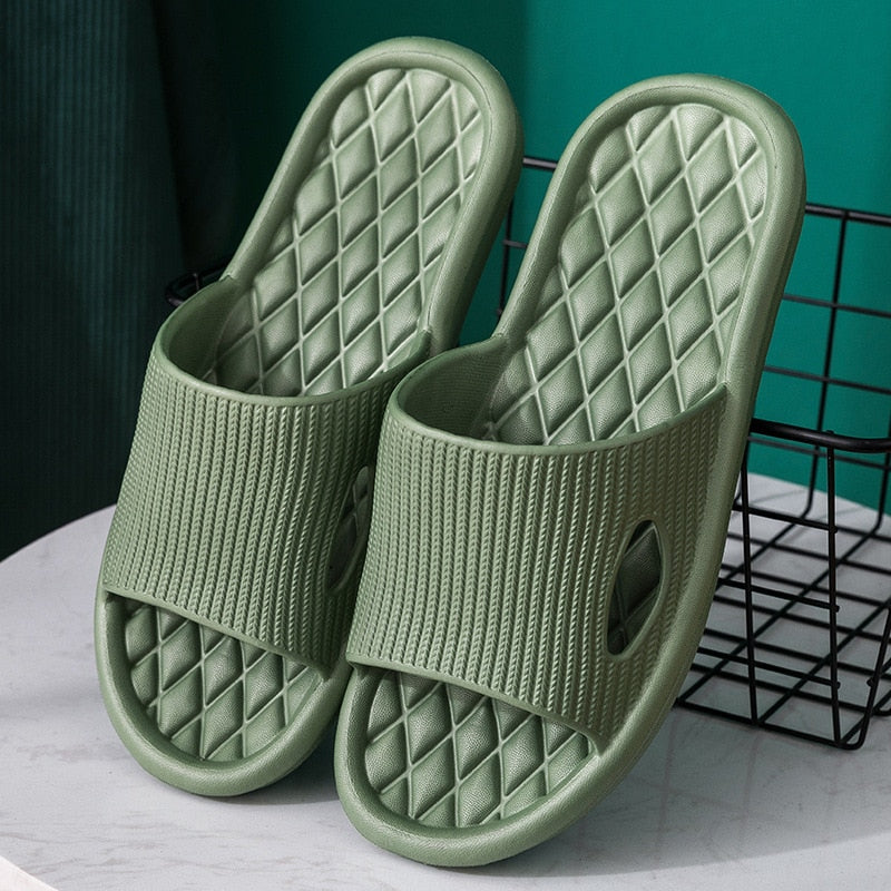 New Women Foot Massage Slippers Men Slipper Indoor Bathroom Non-slip Soft Slides Couples House Relief Feet Health Care Shoes L0green