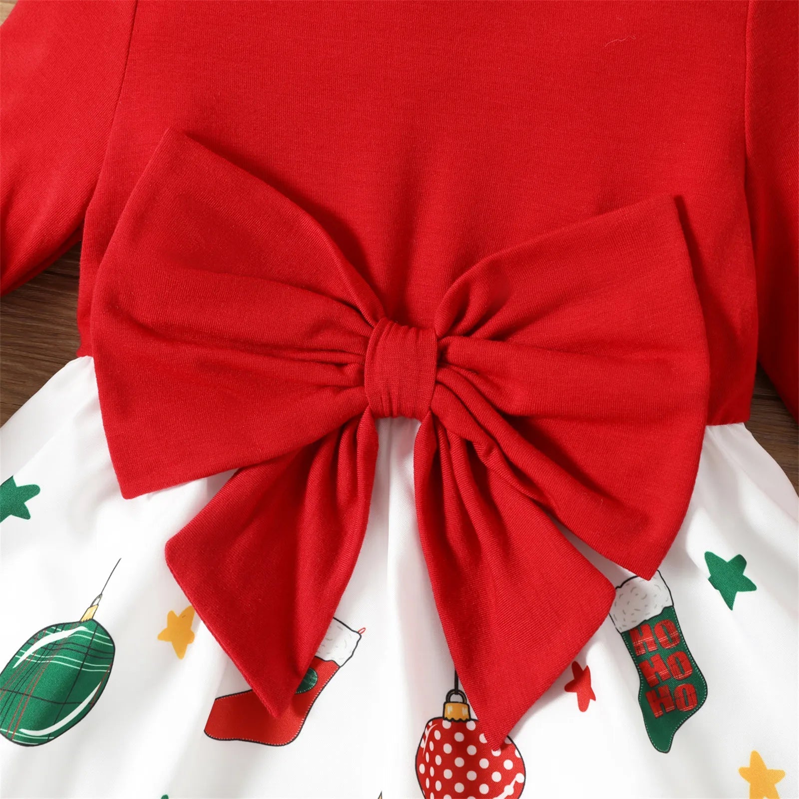 PatPat Christmas Dress for Girls Santa Claus Graphic Bowknot Design Splice Long-sleeve Toddler Girl Dresses