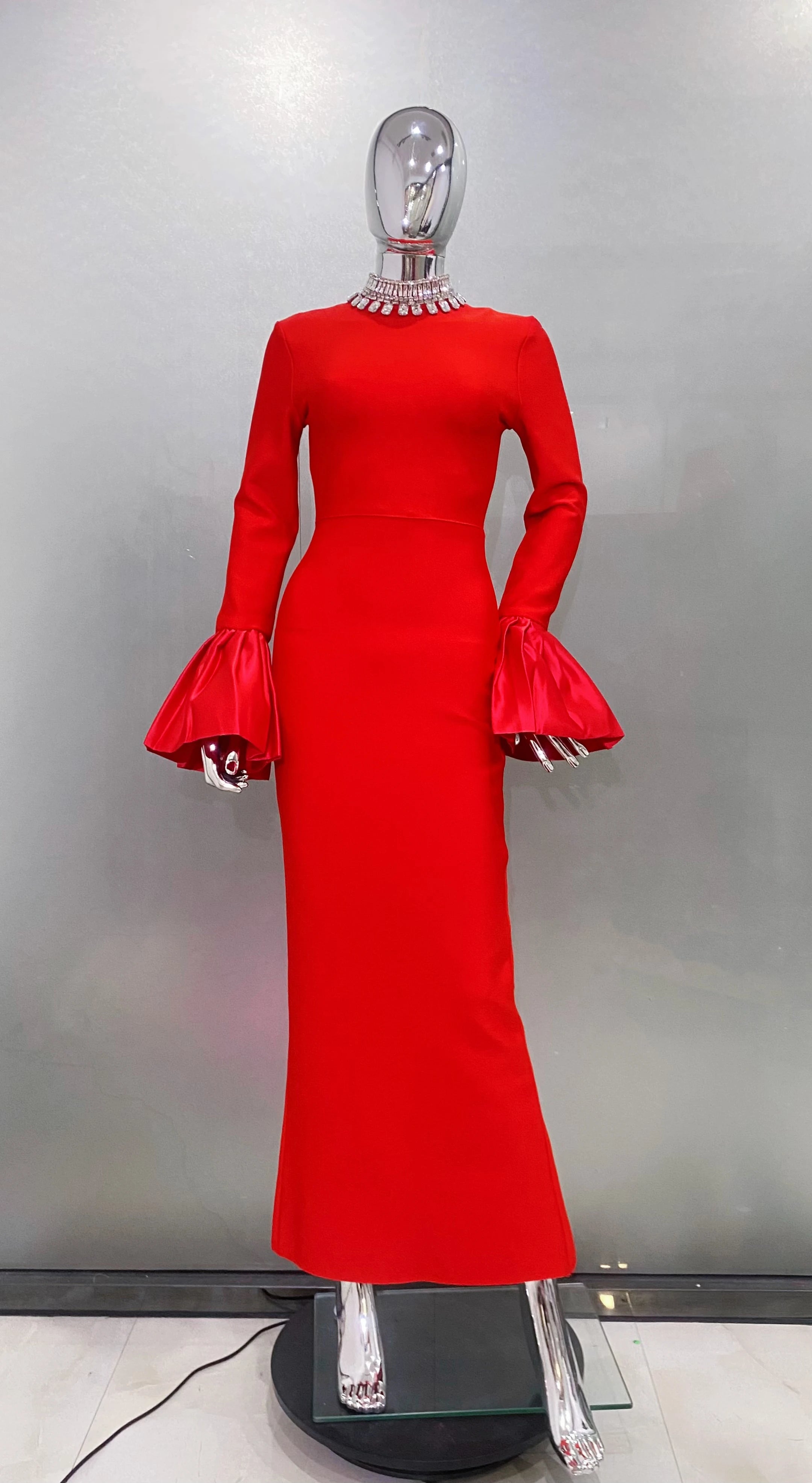 New Red Color Women Flare Sleeve Shinning Crystal Necklace Bodycon Bandage Long Dress Elegant Evening Party Celebrate Dress Red