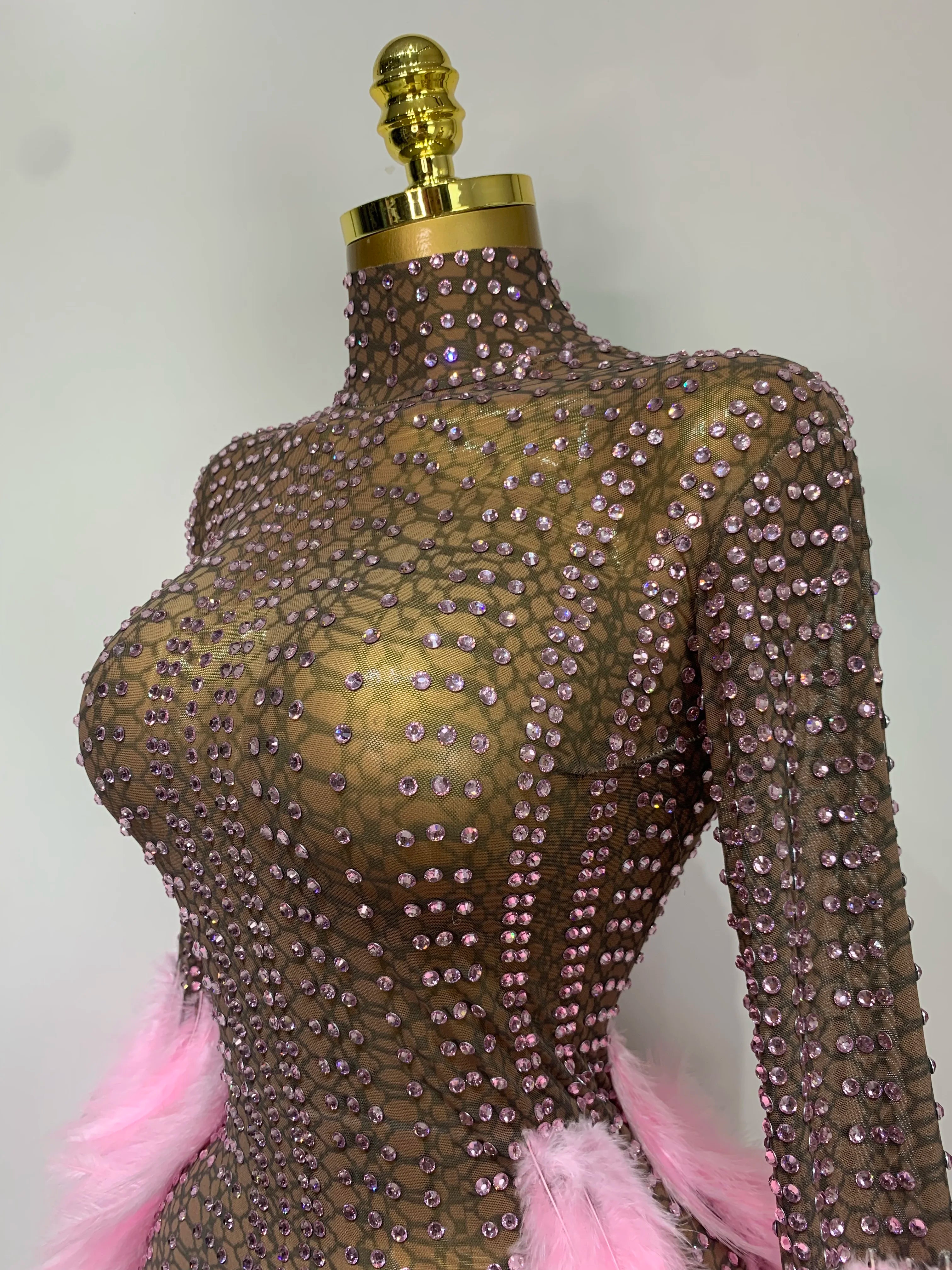 Women Luxury Birthday Dress Rhinestones Mesh Feathers Bodycon Mini Celebrity Evening Club Party Dress Nightclub Stage Outfit
