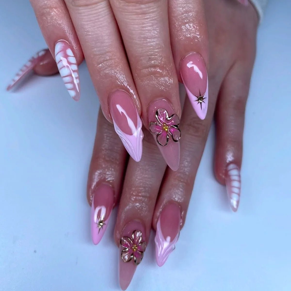 24pcs Pink French Press on Nails Spice Girl 3d Flowers Decor False Nails Wearable Reusable Crocodile Print Almond Fake Nail Tips