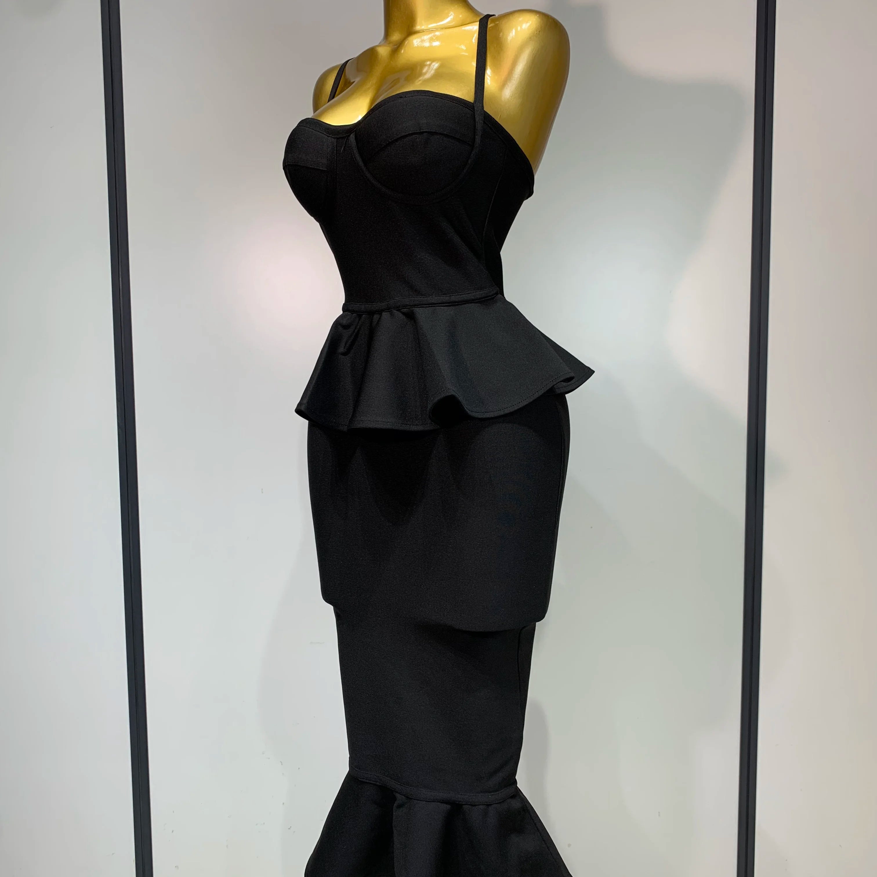 Women Sexy Backless Tierred Bodycon Bandage Dress 2025 Celebrity Elegant Evening Party Club Wedding Dress Birthday Vestido