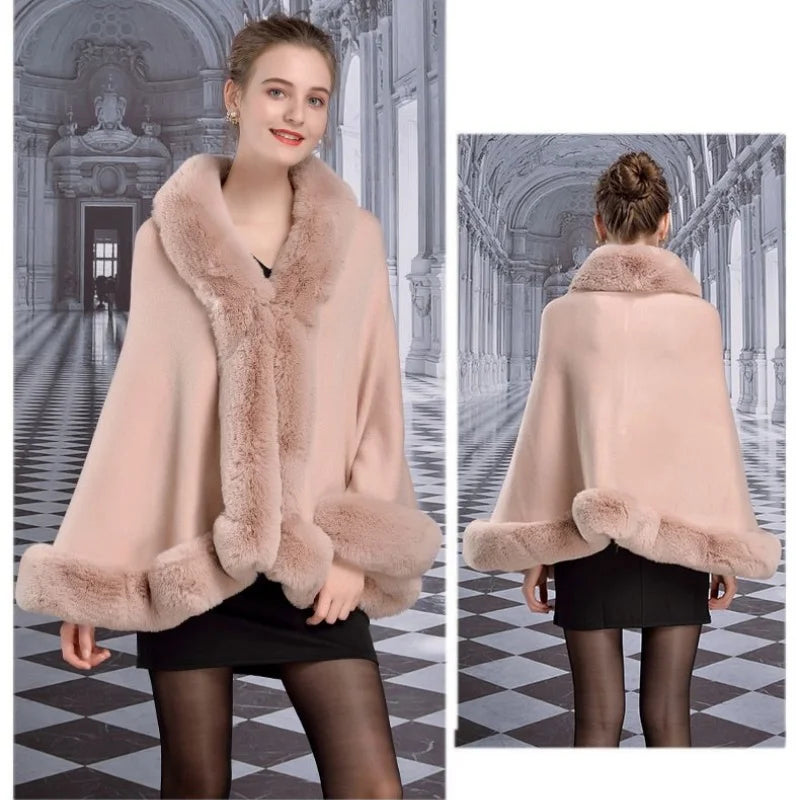 2025 Luxury Women's Faux Fur Collar Poncho Autumn Winter Warm Outwear Loose Cardigan Coat Big Pendulum Designer Cape Shawl