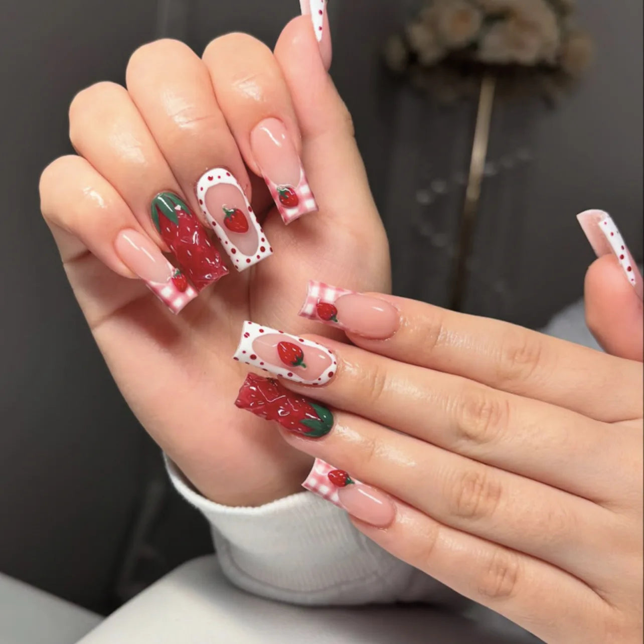 24Pcs Mid-length Square Head Press on False Nails with 3D Red Strawberry Design Wearable French Manicure Tips Ballet Fake Nail 4045