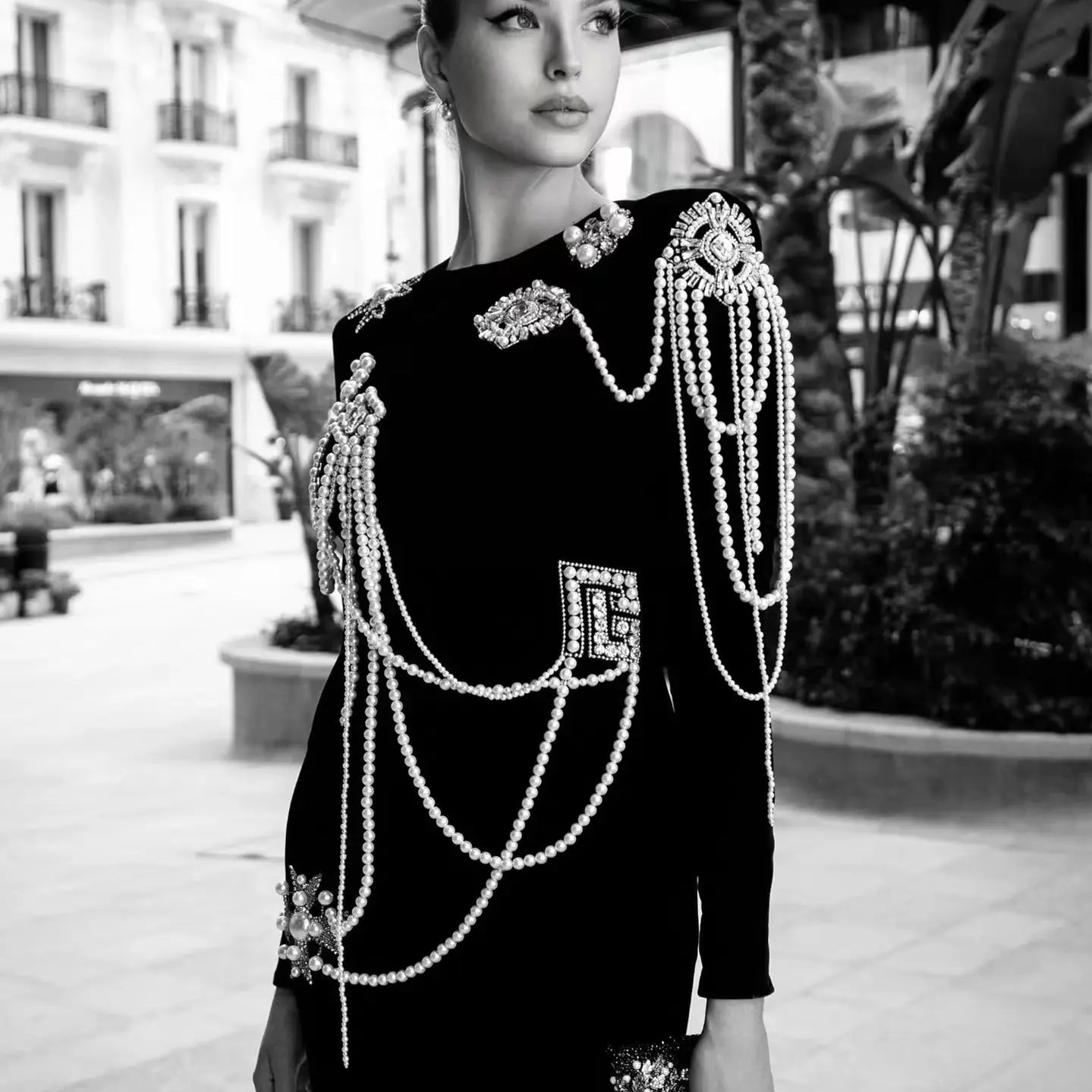 2024 New Spring Women Long Sleeve O-Neck Pearl Beading Bodycon Mini Dress Bandge Fashion Elegant Evening Party Dress Vestido