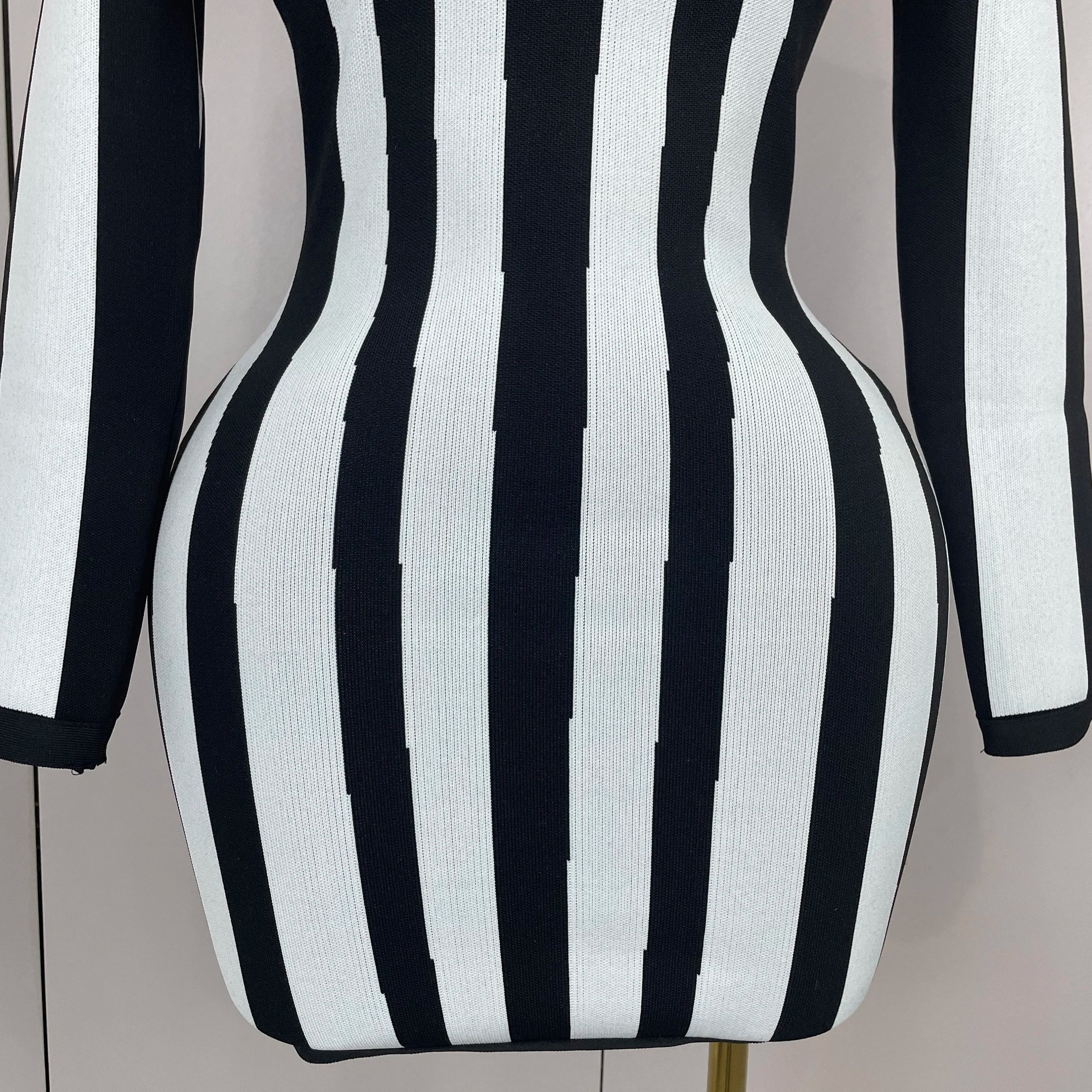 2025 Luxury Sexy Long Sleeve Stripe Black White Mini Bandage Dress Women Knitted Celebrity Elegant Evening Club Birthday Dresses