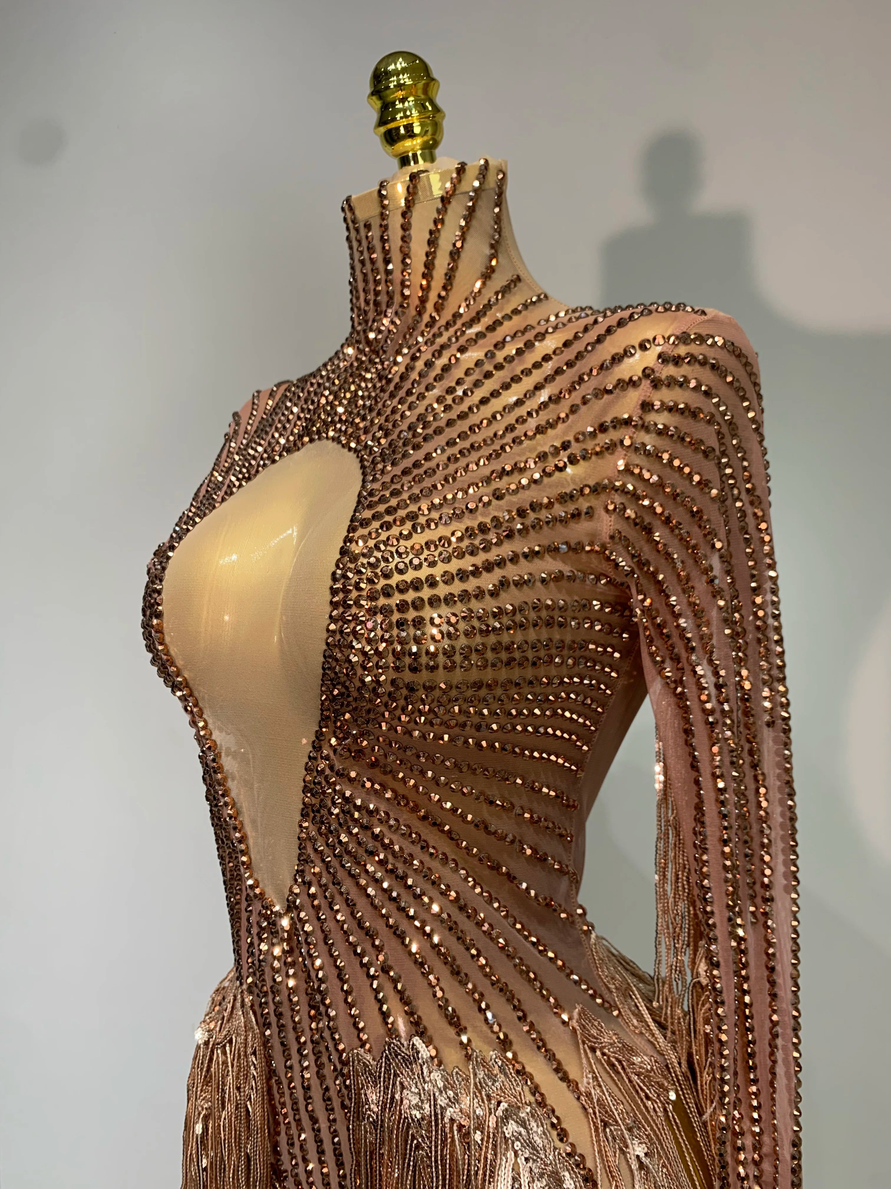 Women Sexy Long Sleeve Tassel Diamond Dress Luxury Birthday Evening Party Costume Nightclub Celebrity Stage Performance Outfit
