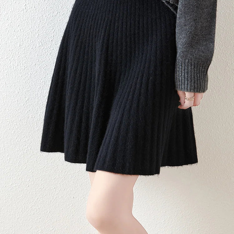Autumn/Winter New 100% Wool Short Pleated Skirt Waist Cinching Slimming Knit Bottom Skirt Women's Bag Buttocks Umbrella Skirt black