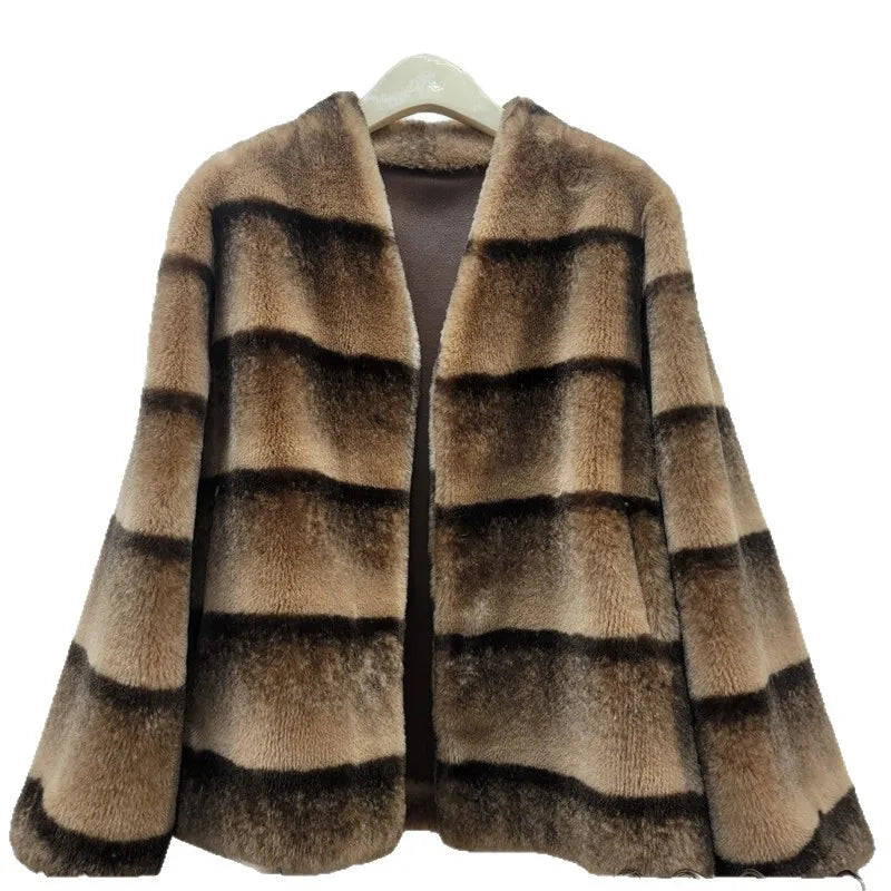 Winter New Fashion High-End V-Neck Faux Mink Fur Coat For Women Loose Contrast Color Short Warm Jacket Female 11A07841