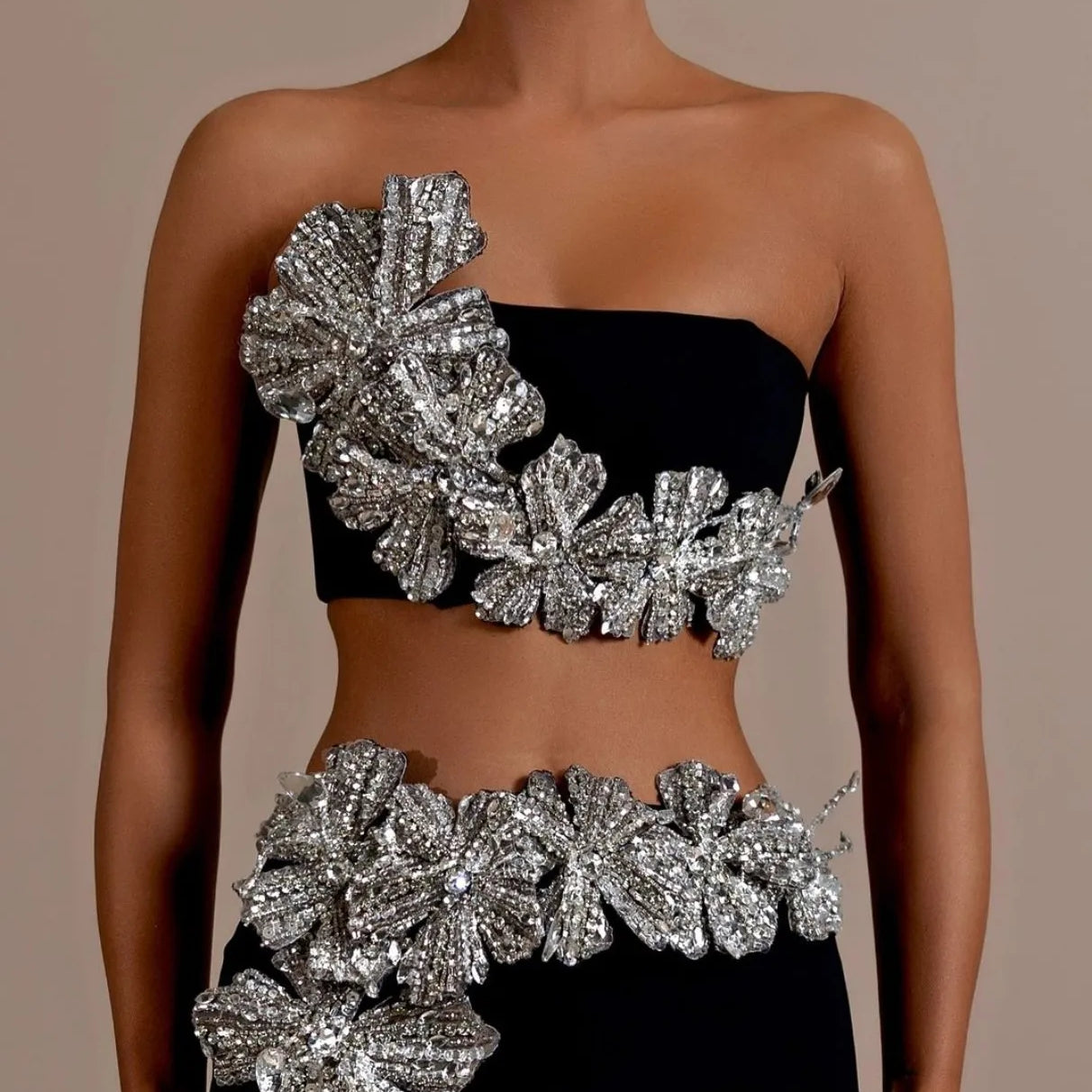 2024 Luxury Dazzling Diamond Flowers Short Strapless Top And Ankle Length Skirt 2 Pieces Woman Set Celebrity Party Vestido