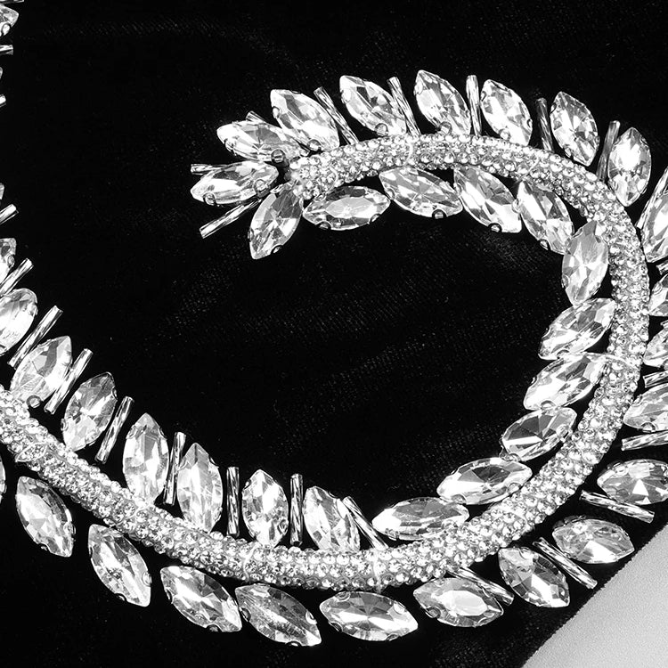 Chic And Elegant Dress Women Party Wear Long Sleeve With Gloves Luxury Crystal Design Velvet Mini Feather Dress