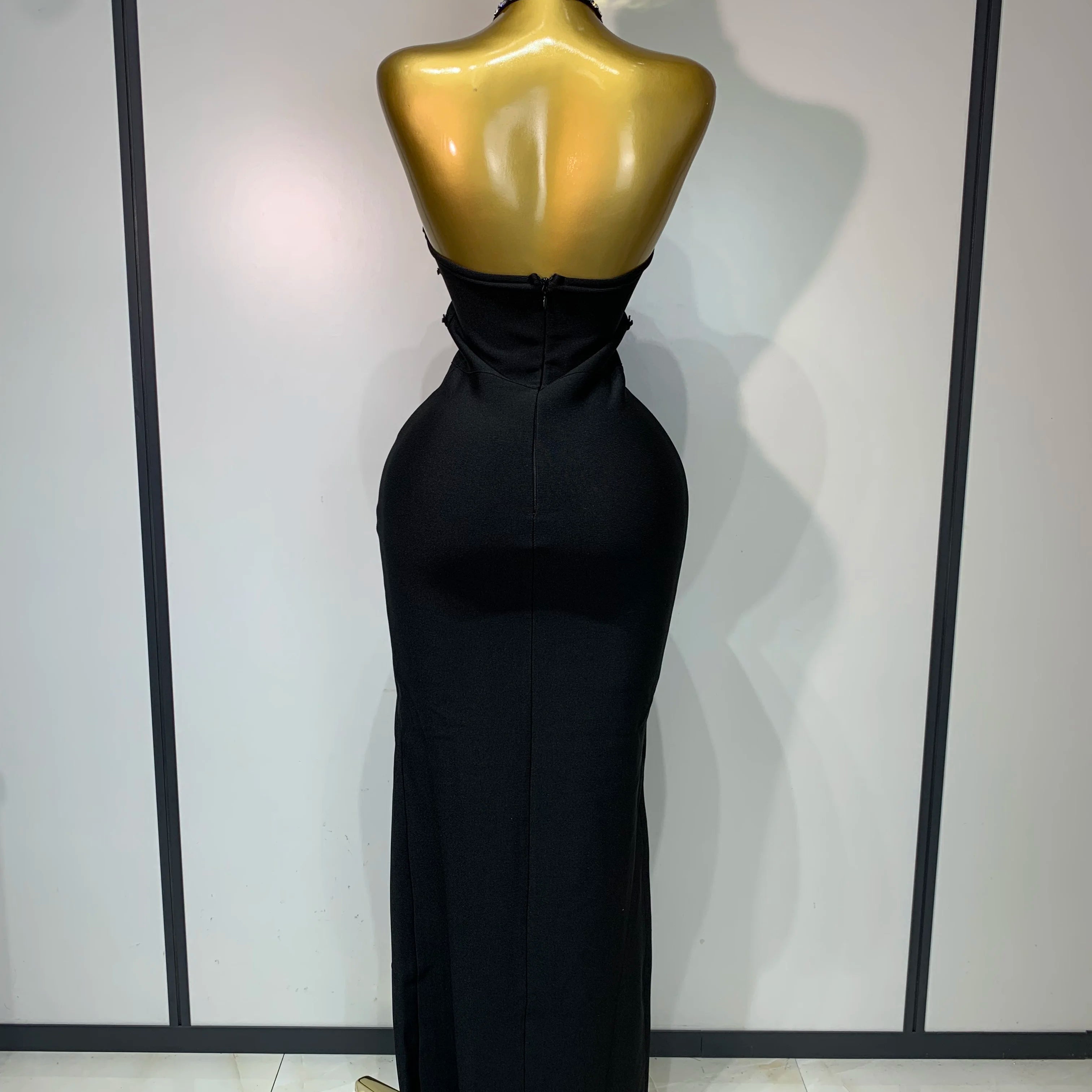Women Sexy Halter Backless Shinning Crystal Bodycon Long Dress Celebrate Birthday Elegant Evening Party Dress Wedding Guest Gown