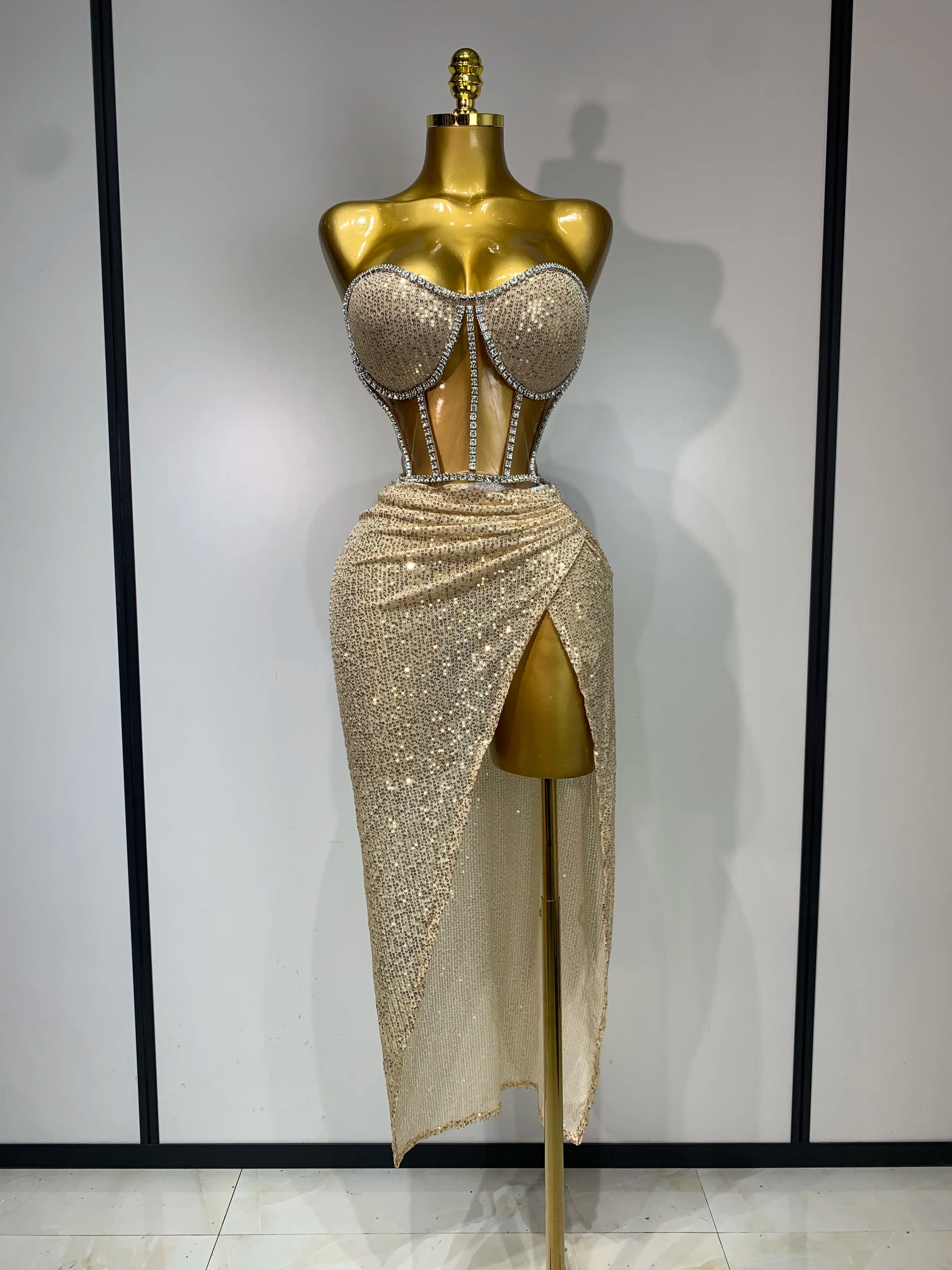 Women Sexy Nightclub Skirt Sets Strapless Diamonds Sequines Two Piece Sets Gogo Performance Outfit Evening Party Birthday Dress Beige