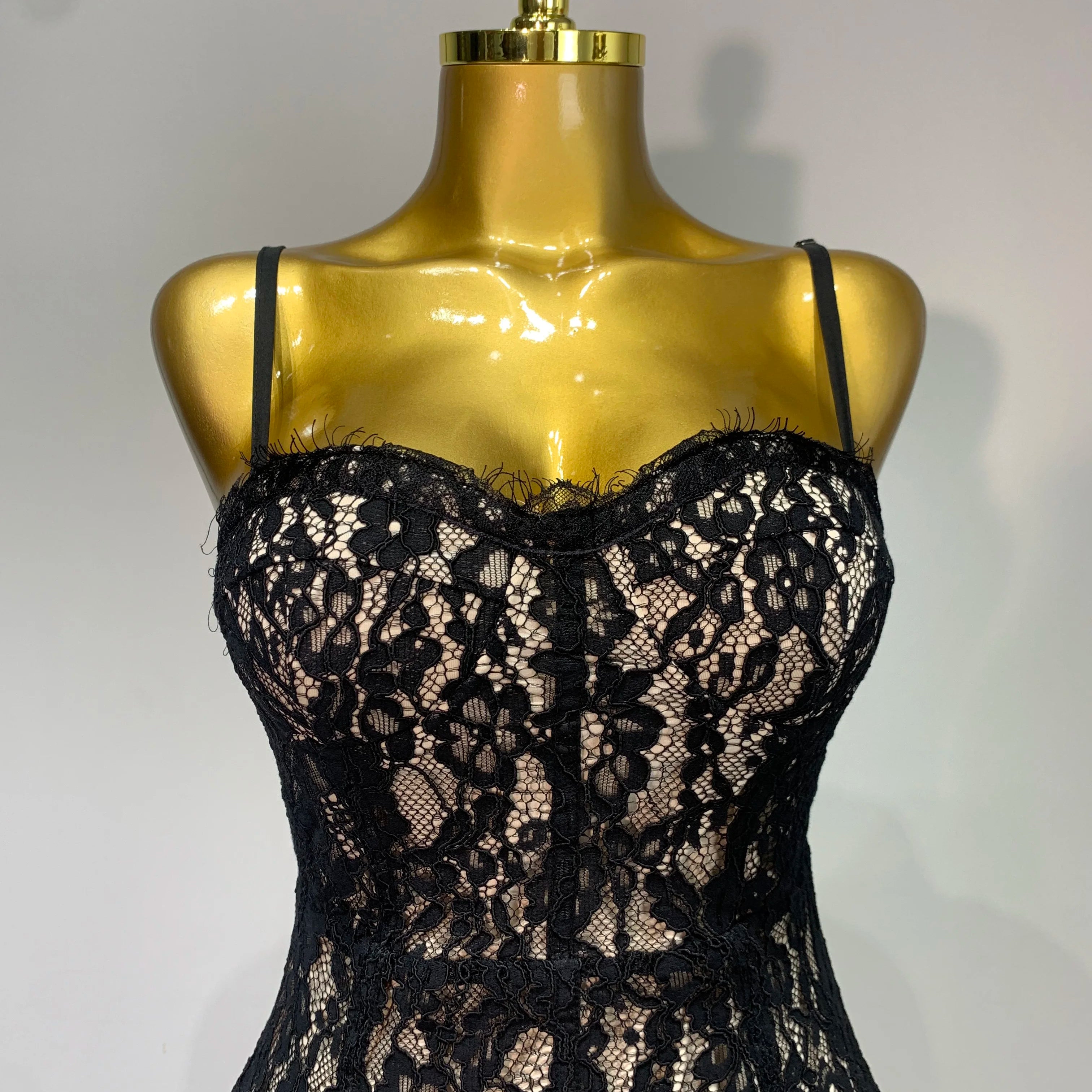 Women Sleeveless Sexy Black Lace Bodycon Long Dress Nightclub Party Celebrate Birthday Evening Party Wedding Guest Prom Gowns