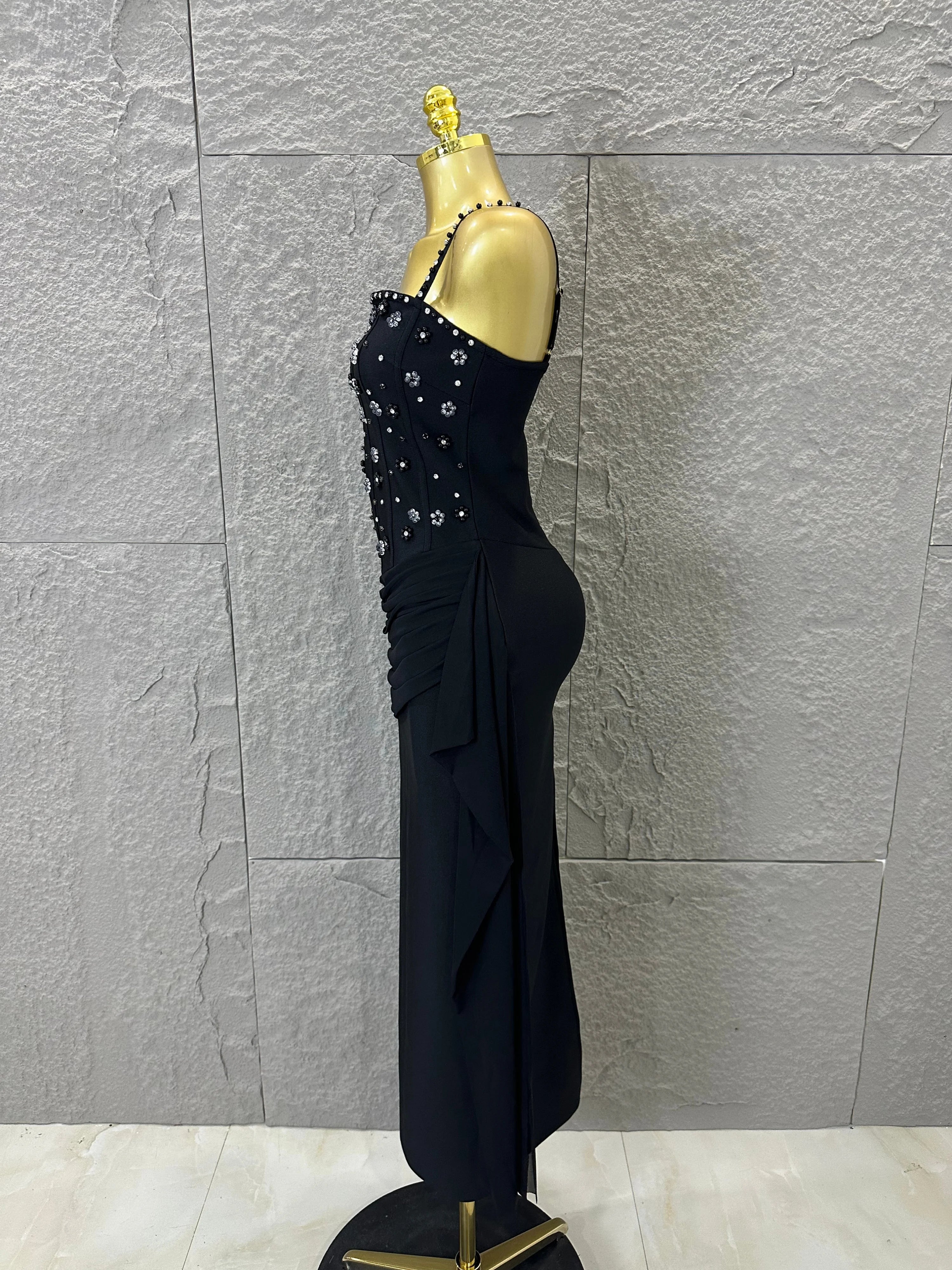 Luxury Black Beaded Corset Maxi Dress Spaghetti Strap Ruched Draped Skirt Formal Gala Evening Cocktail Photoshoot Party Dress