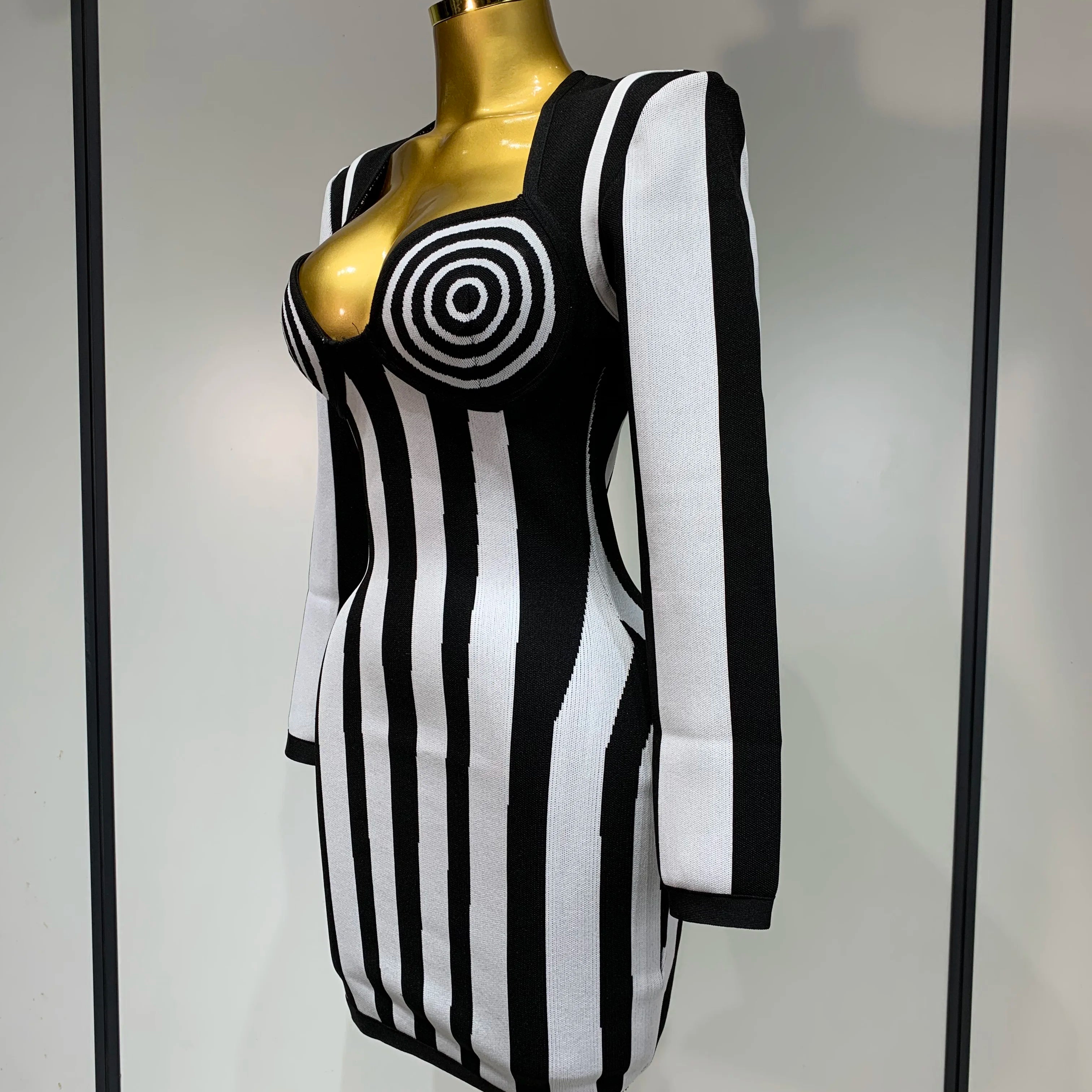 WomenLuxury Sexy Long Sleeve Stripe Black White Mini Bandage Dress 2025 Knitted Celebrity Elegant Evening Club Birthday Dresses