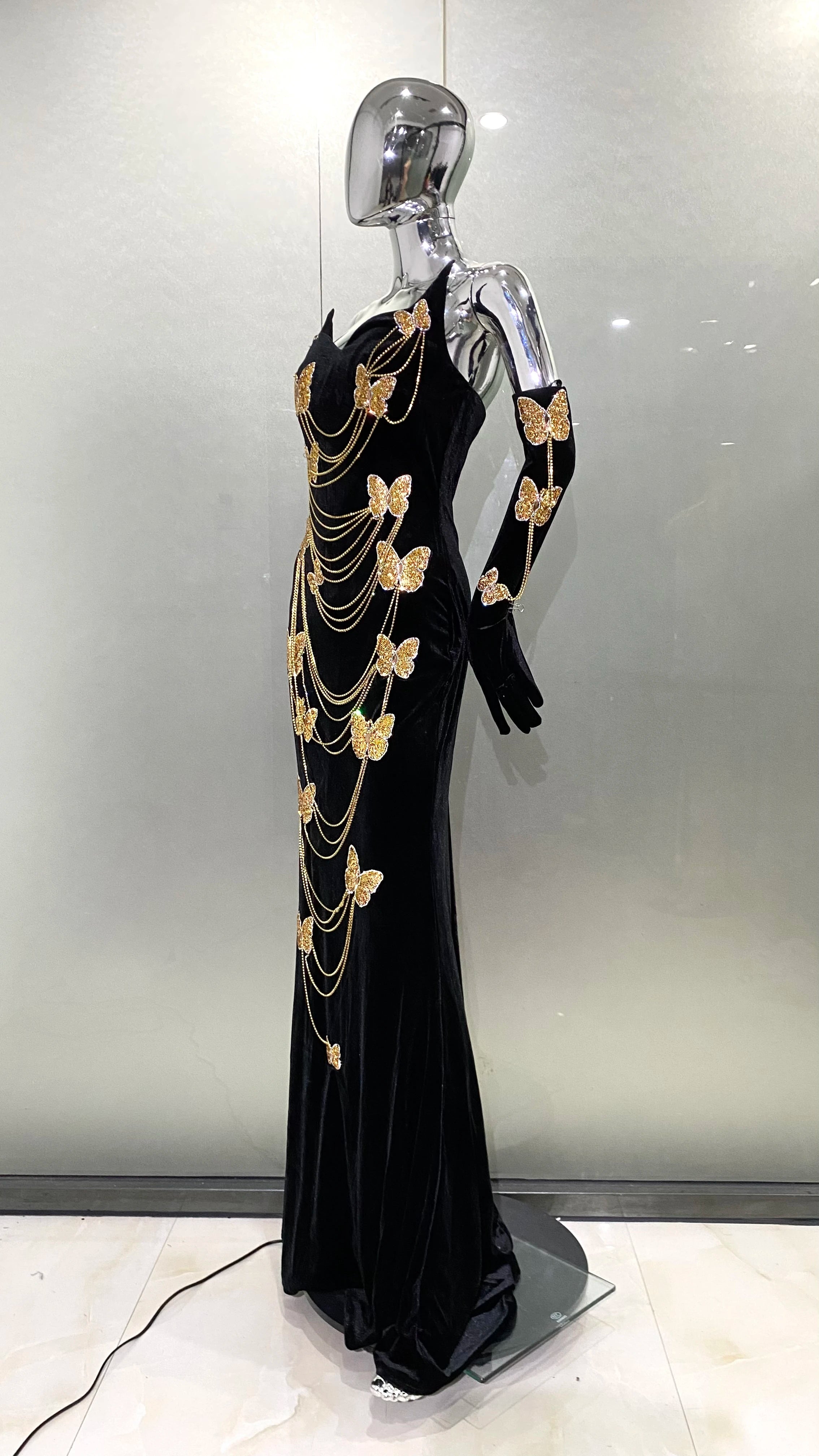 Fashionable Gloves Gold Shining Diamond Butterfly Strapless Black Long Dress Celebrity Luxury Evening Dress Performance costume