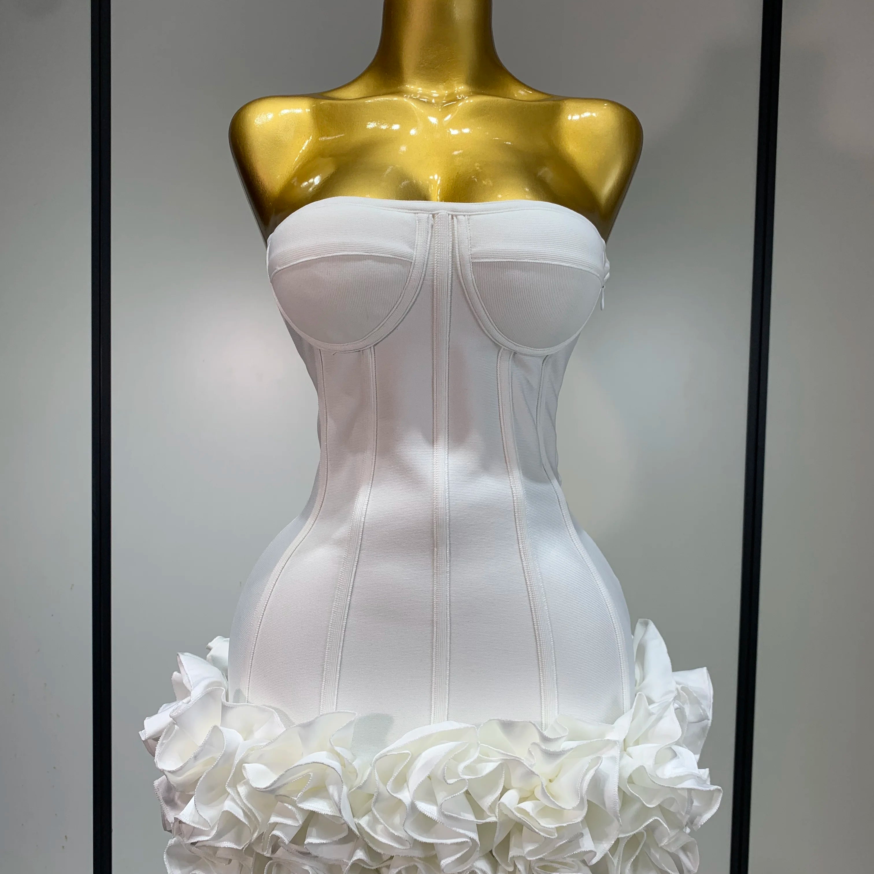 Women Sexy Strapless Backless Flower Embellished Mini Bandage Dress Bodycon Celebrity Party Cocktail Evening Party Club Dresses WHITE