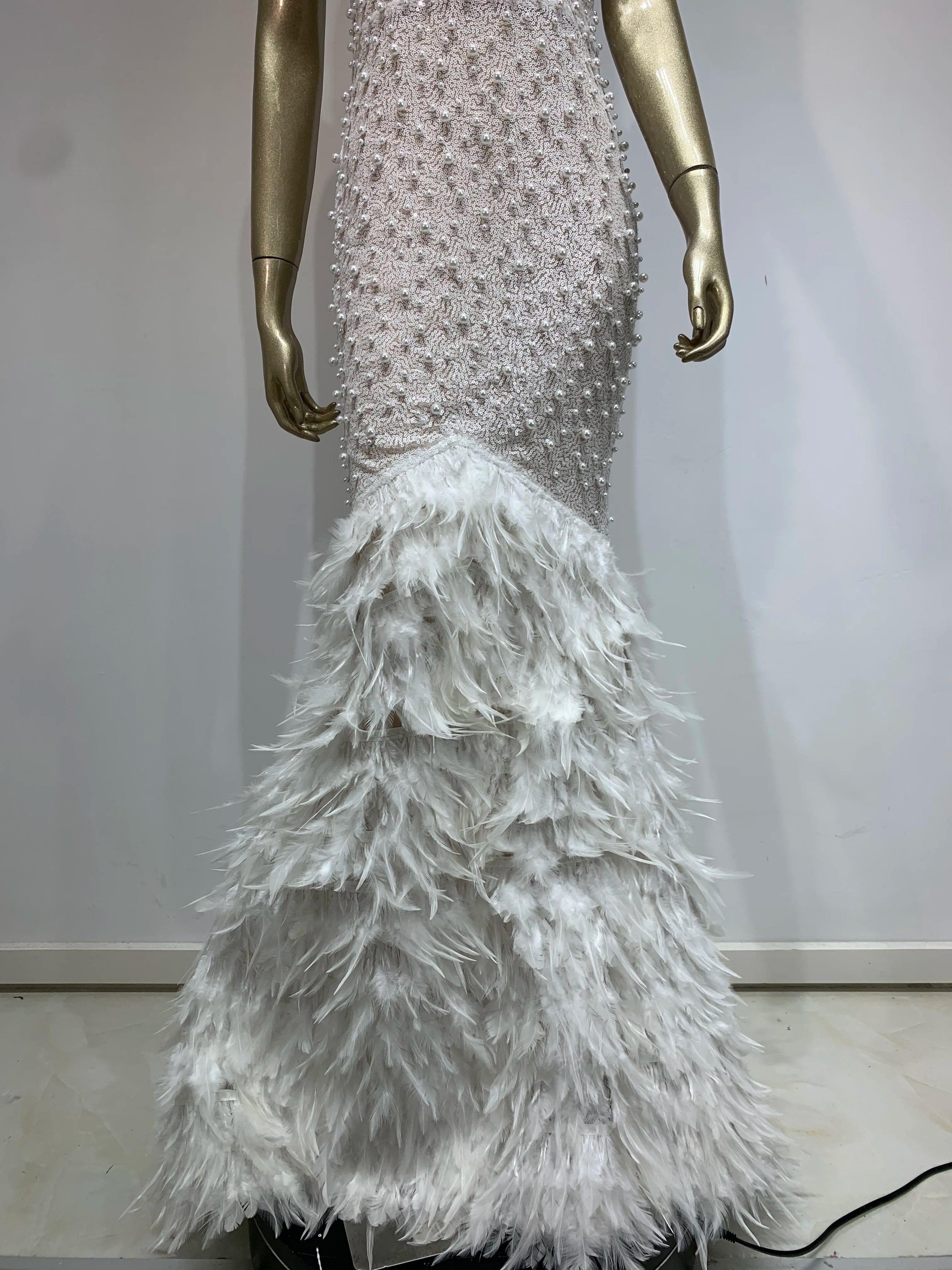 Women Celebrity Sexy V Neck Pearl Sequins Feather Maxi Long Dress 2024 Elegant Party Evening Stage Performance Dress Vestido