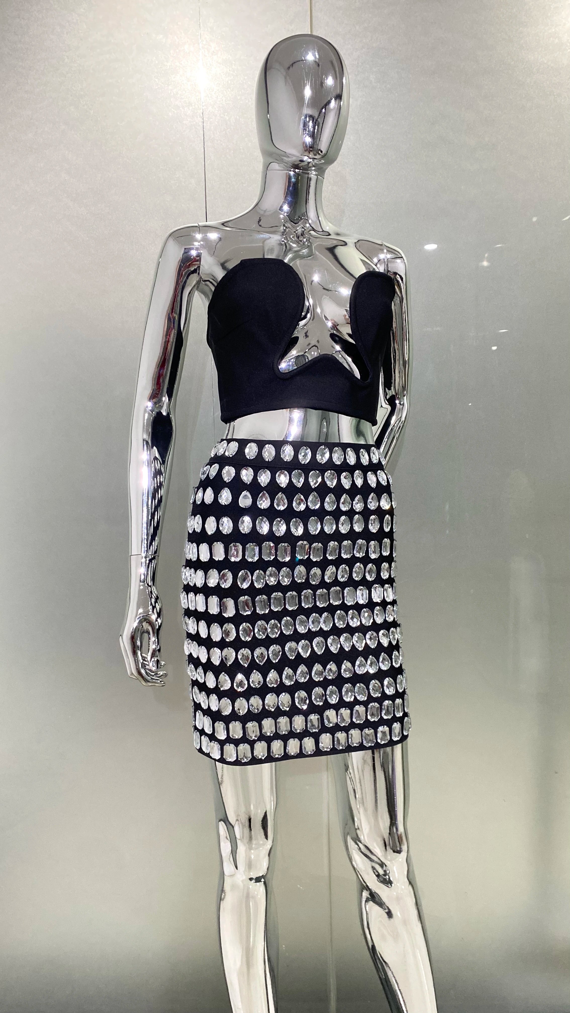 Sexy Deep V-Neck Strapless Top And Sparkling Diamonds Mini Skirt 2 Pieces Woman Set Birthday Party Vestido