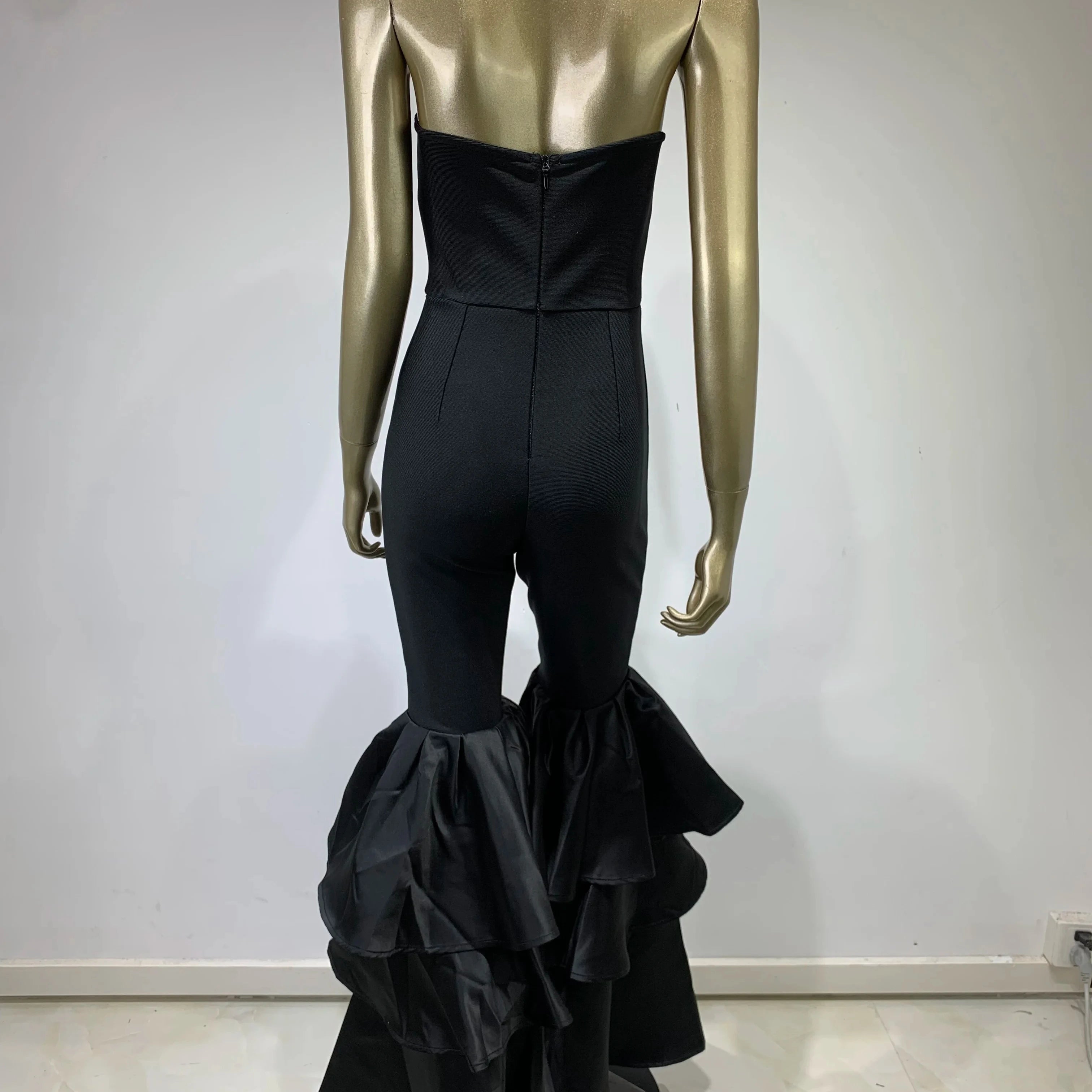 Chic Women Luxury Sexy Strapless Ruffles Bodycon Flare Black Bandage Jumpsuit 2023 Celebrity Designer High Street Rompers