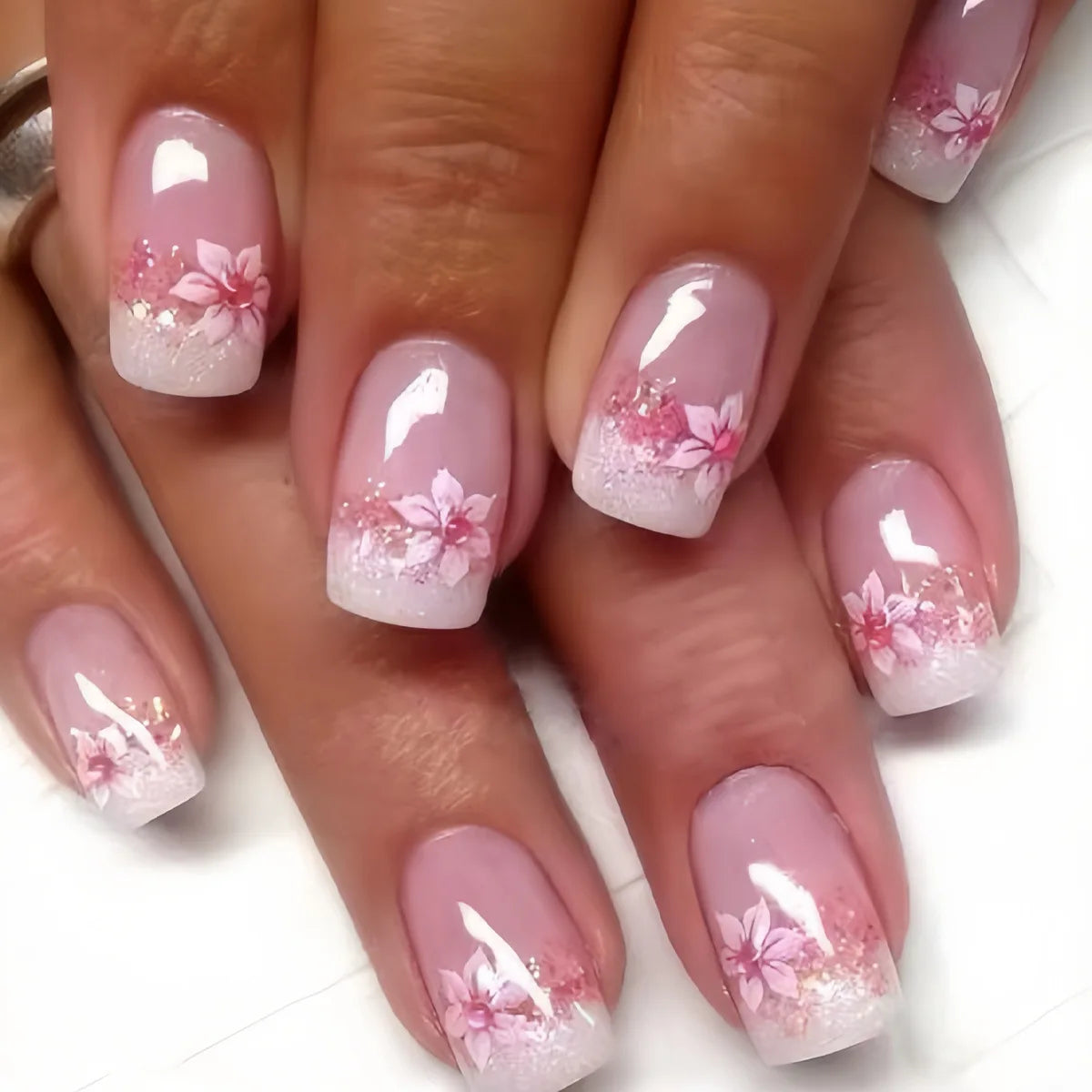 24PCS/1BOX European and American Square French Explosion Flash Rose Powder Explosion Flash Petals Fake Nail W709